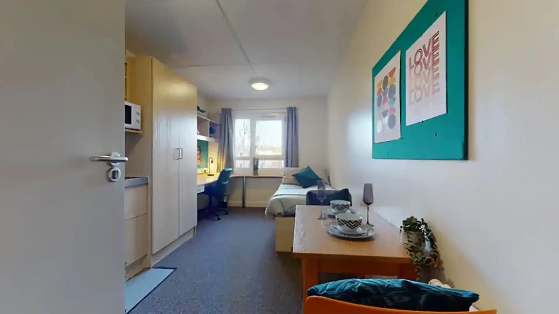 Bedroom