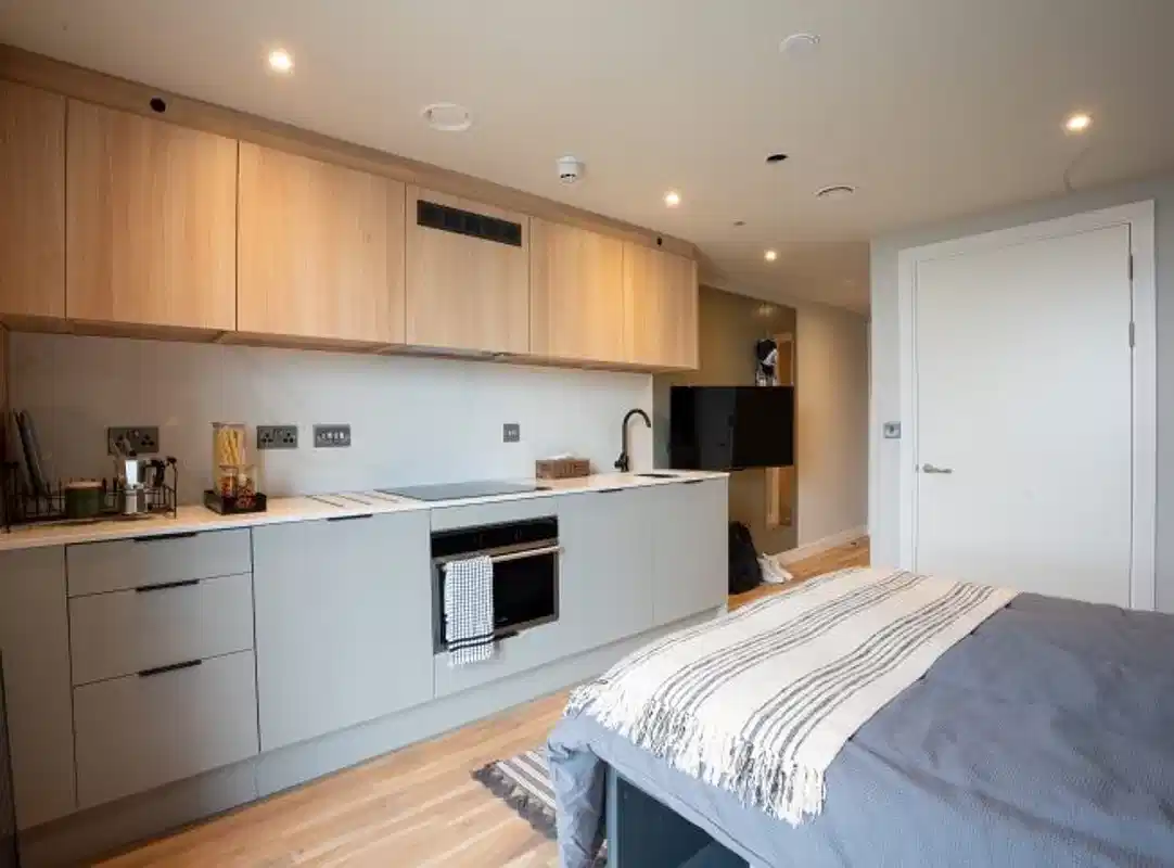 Accessible Studio - Bedroom