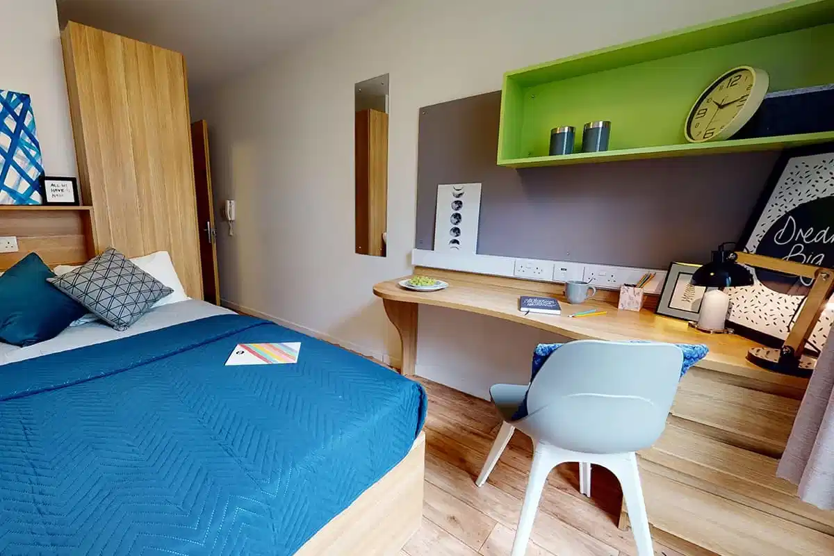 Bronze Ensuite - Bedroom