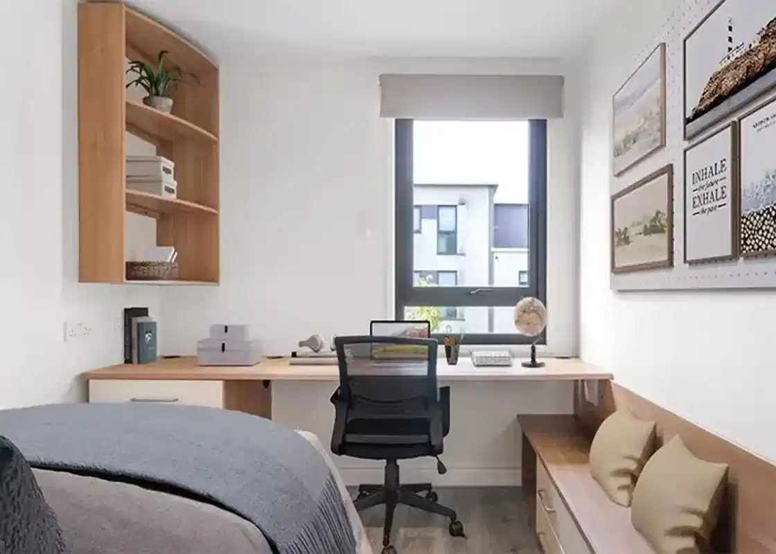 Bronze Ensuite XL Courtyard View Mid Level - Amenities