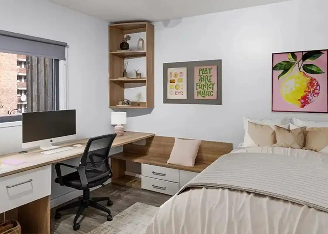 Silver Ensuite Courtyard View Mid Level - Amenities