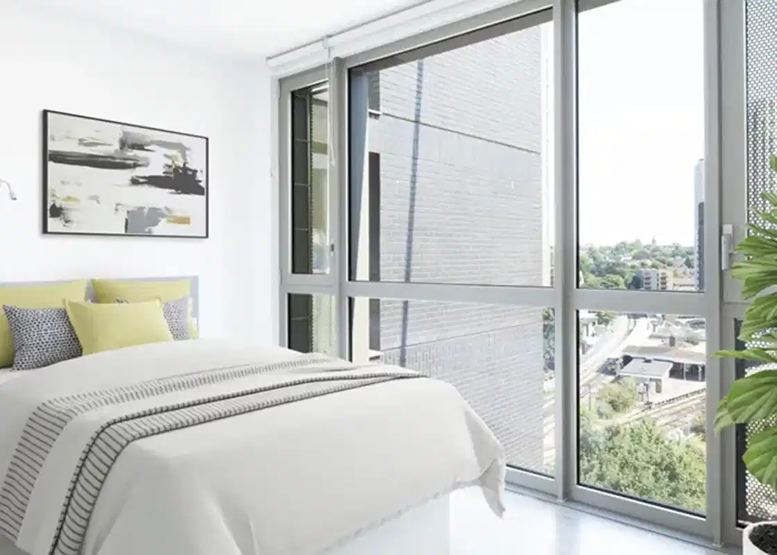 Silver Studio Street View Mid Level - Bedroom
