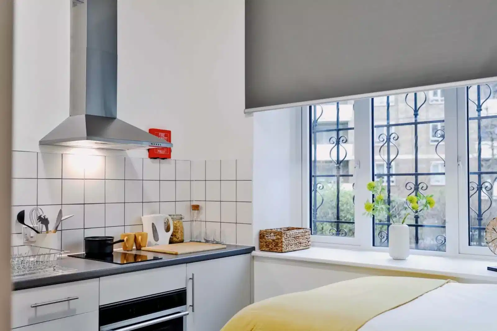 Bronze Studio - Kitchen