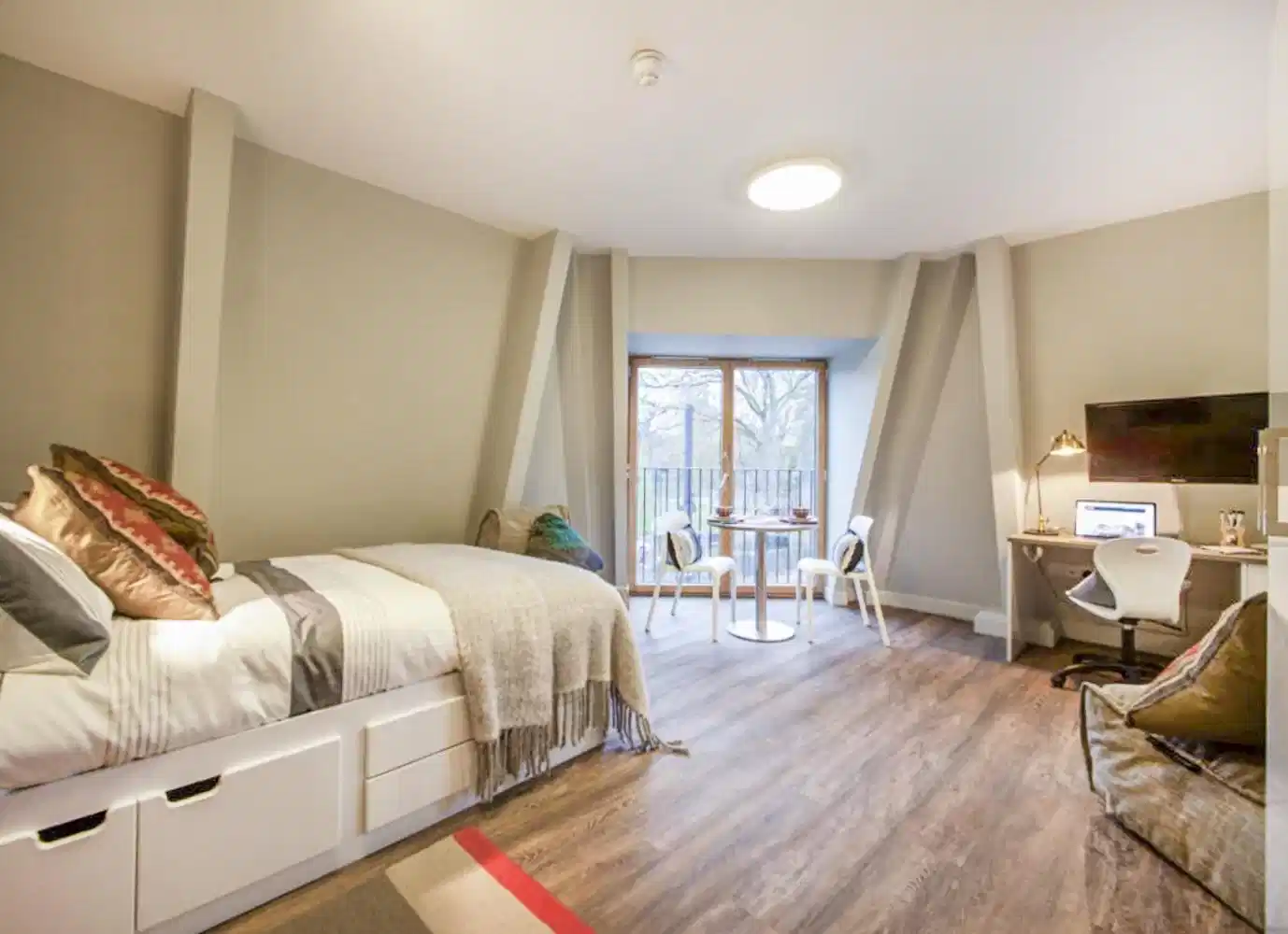 Premium Studio - Bedroom