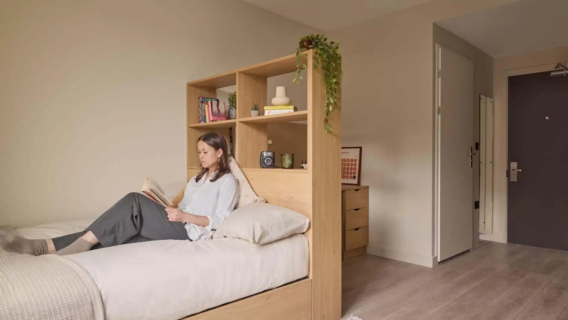 Premium Studio - Bedroom