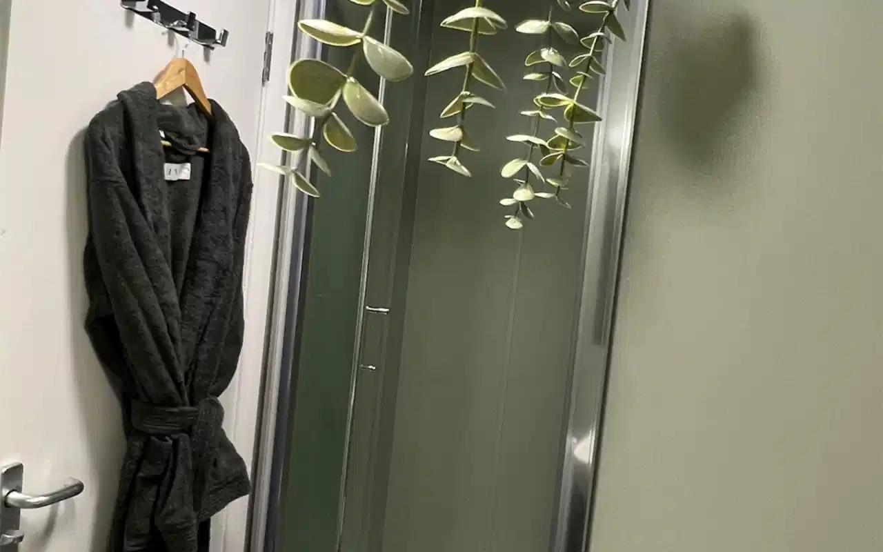 Ensuite - Amenities