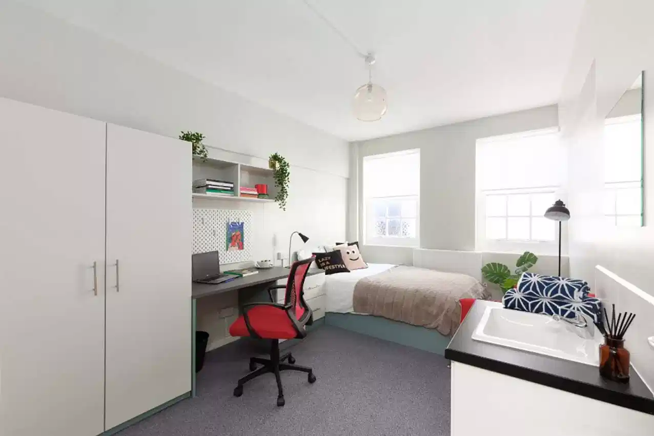 Premium - Bedroom