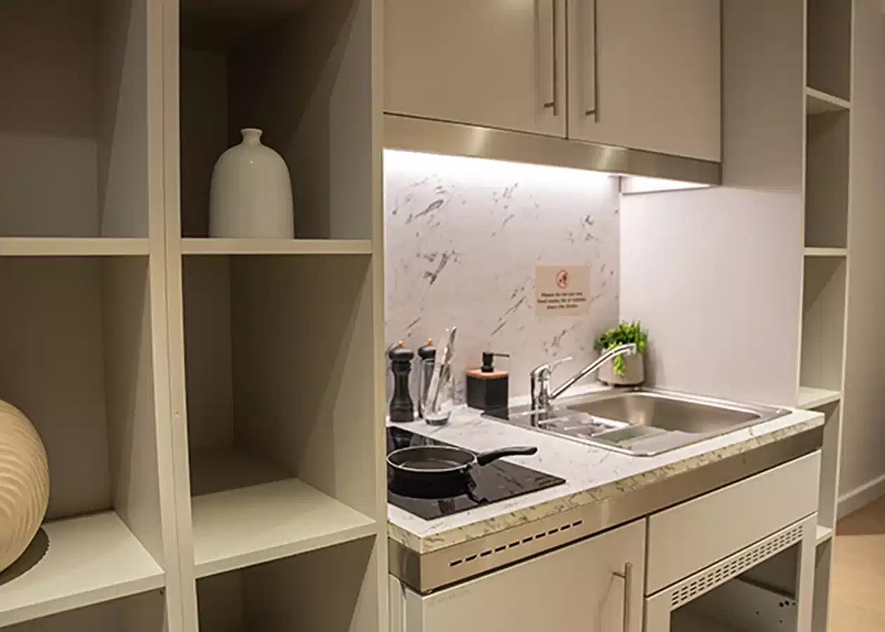 Twin Bed Studios - Bathroom