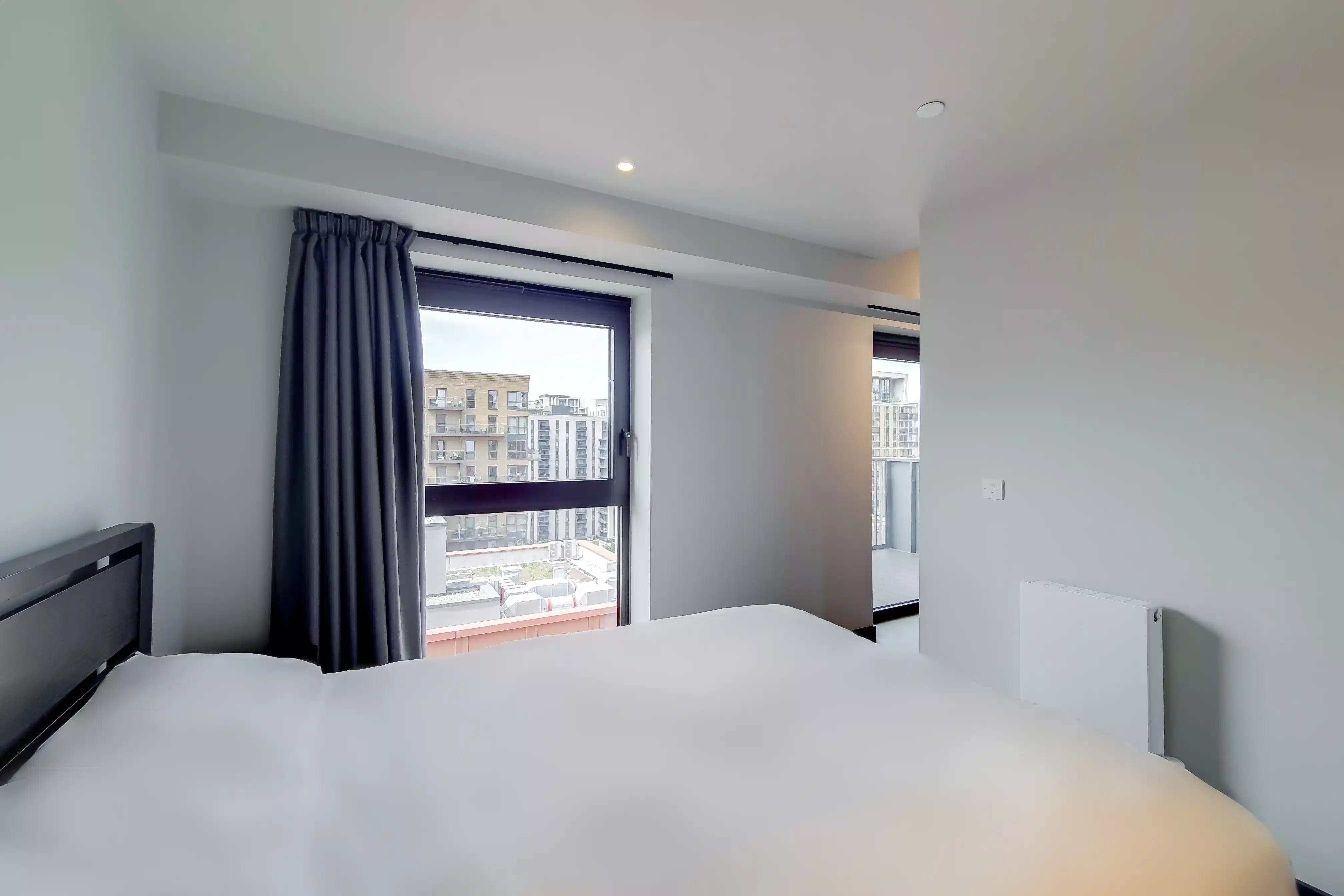 Studio - Bedroom