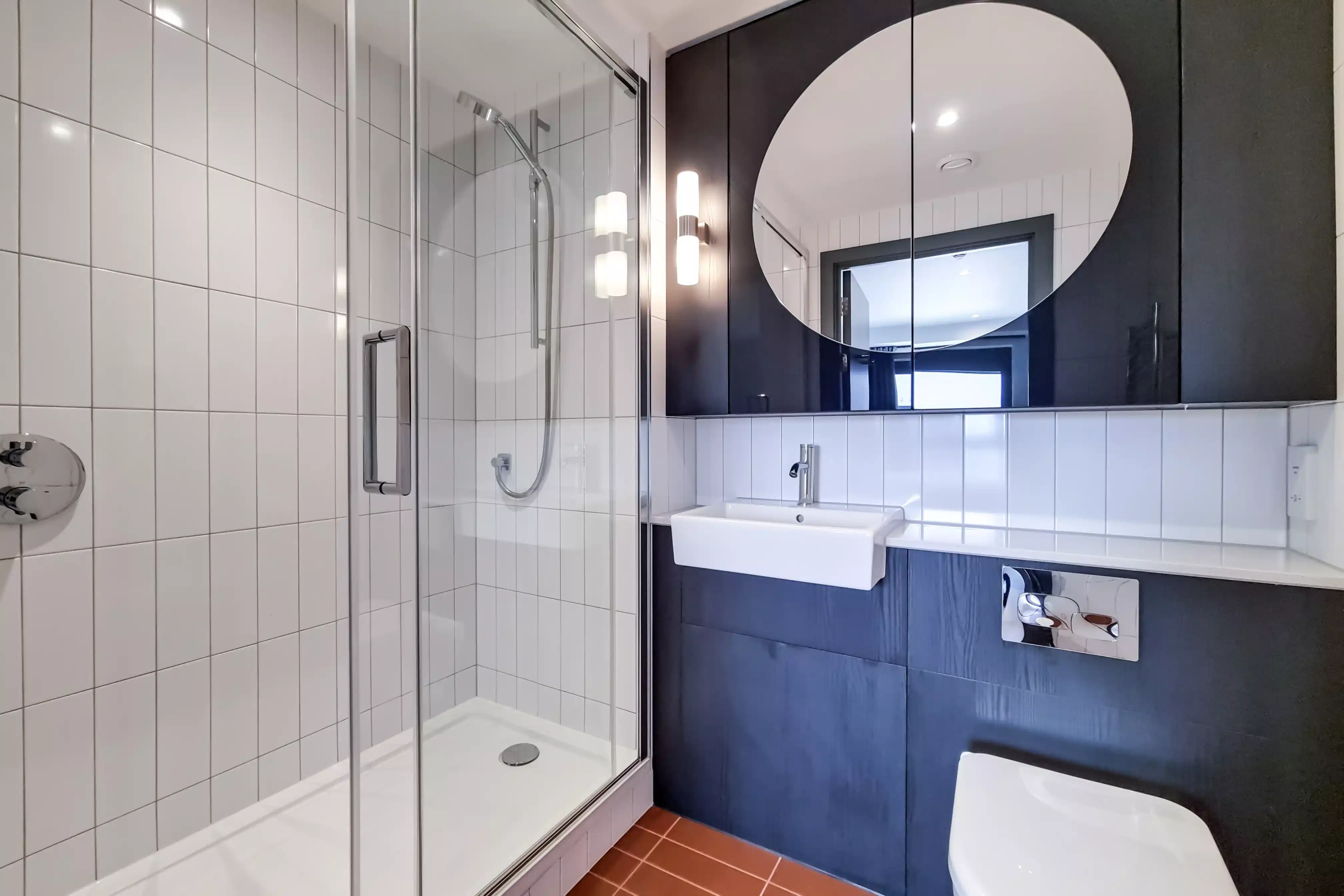 Studio - Bathroom