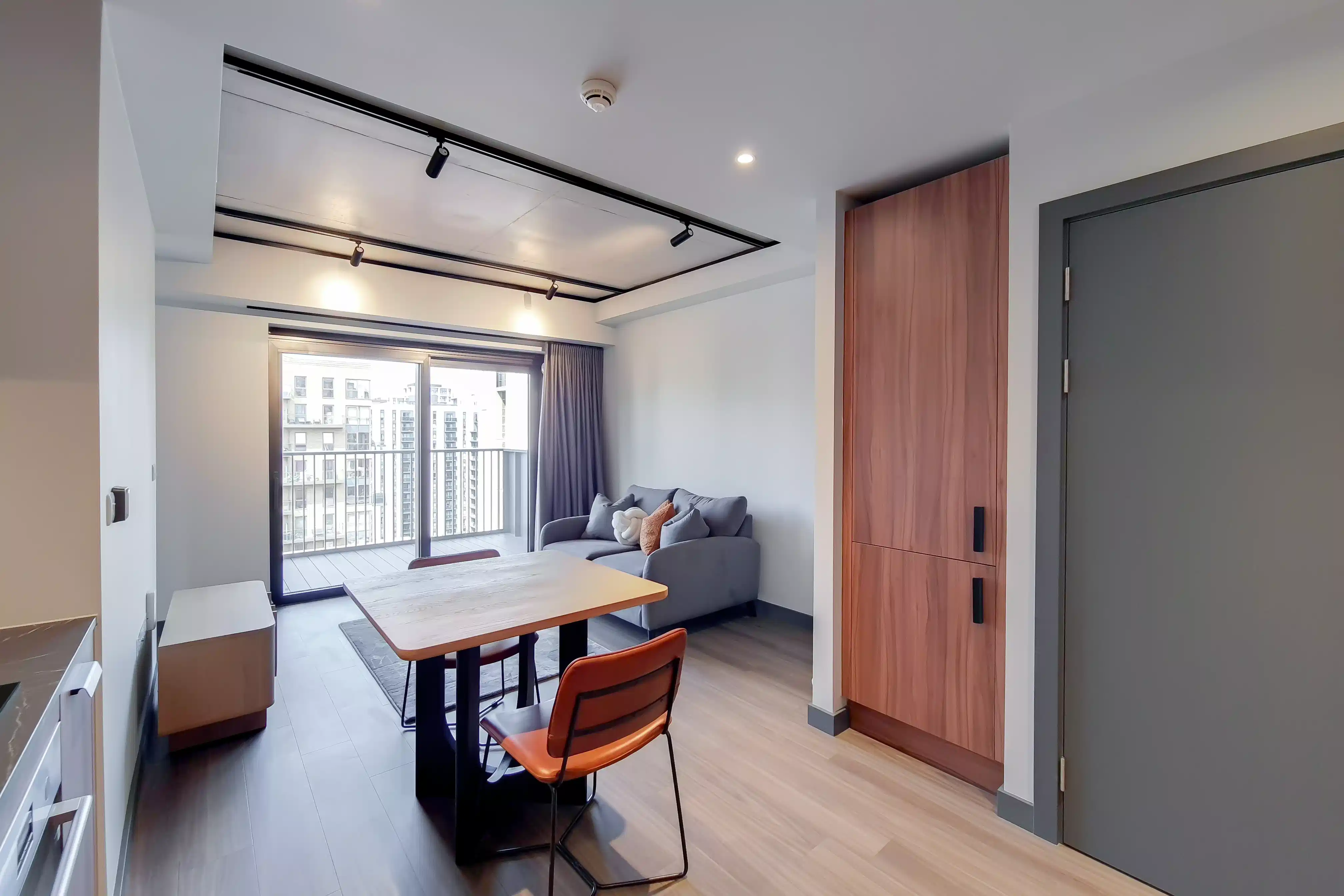 Studio - Room