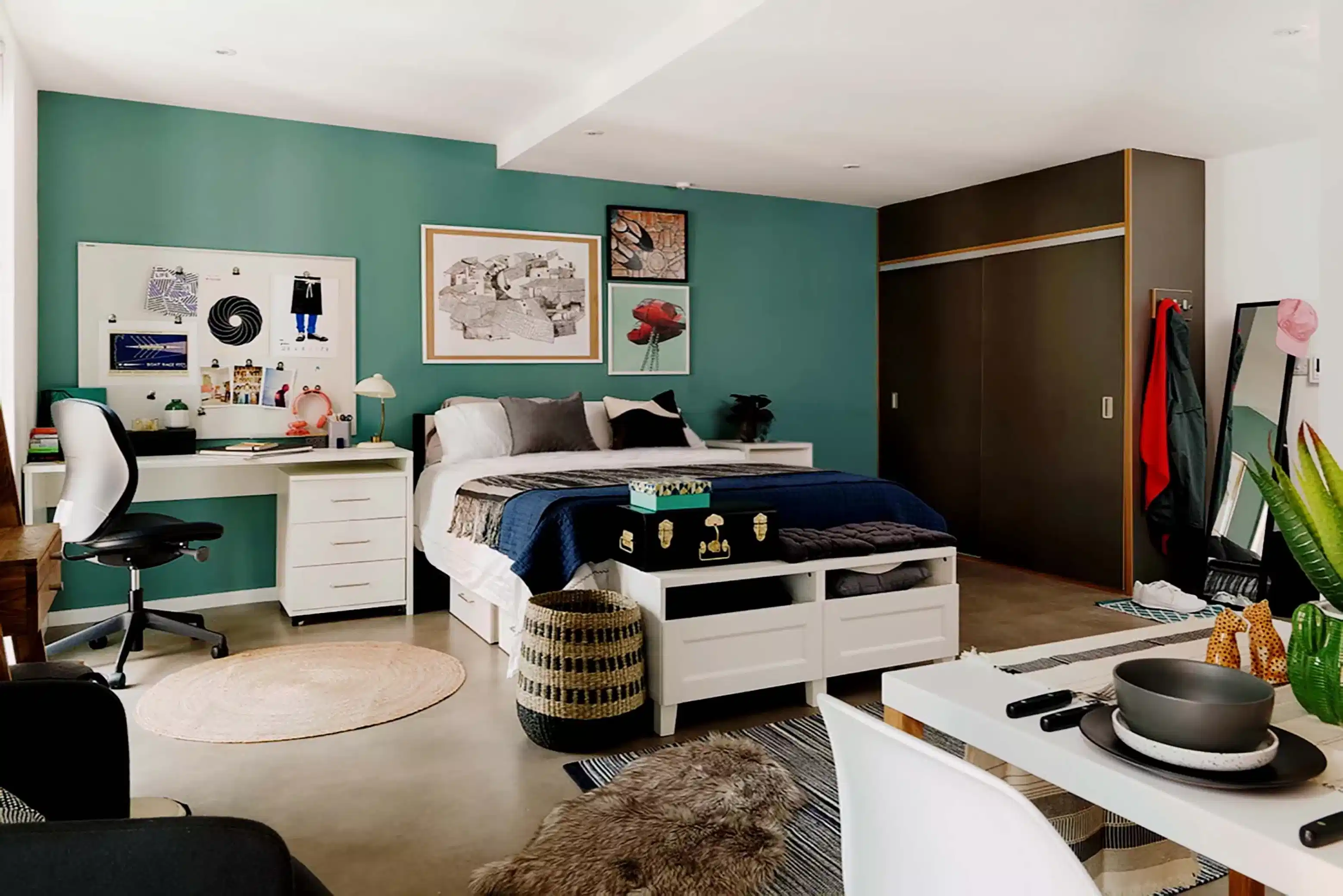 Deluxe DDA - Bedroom