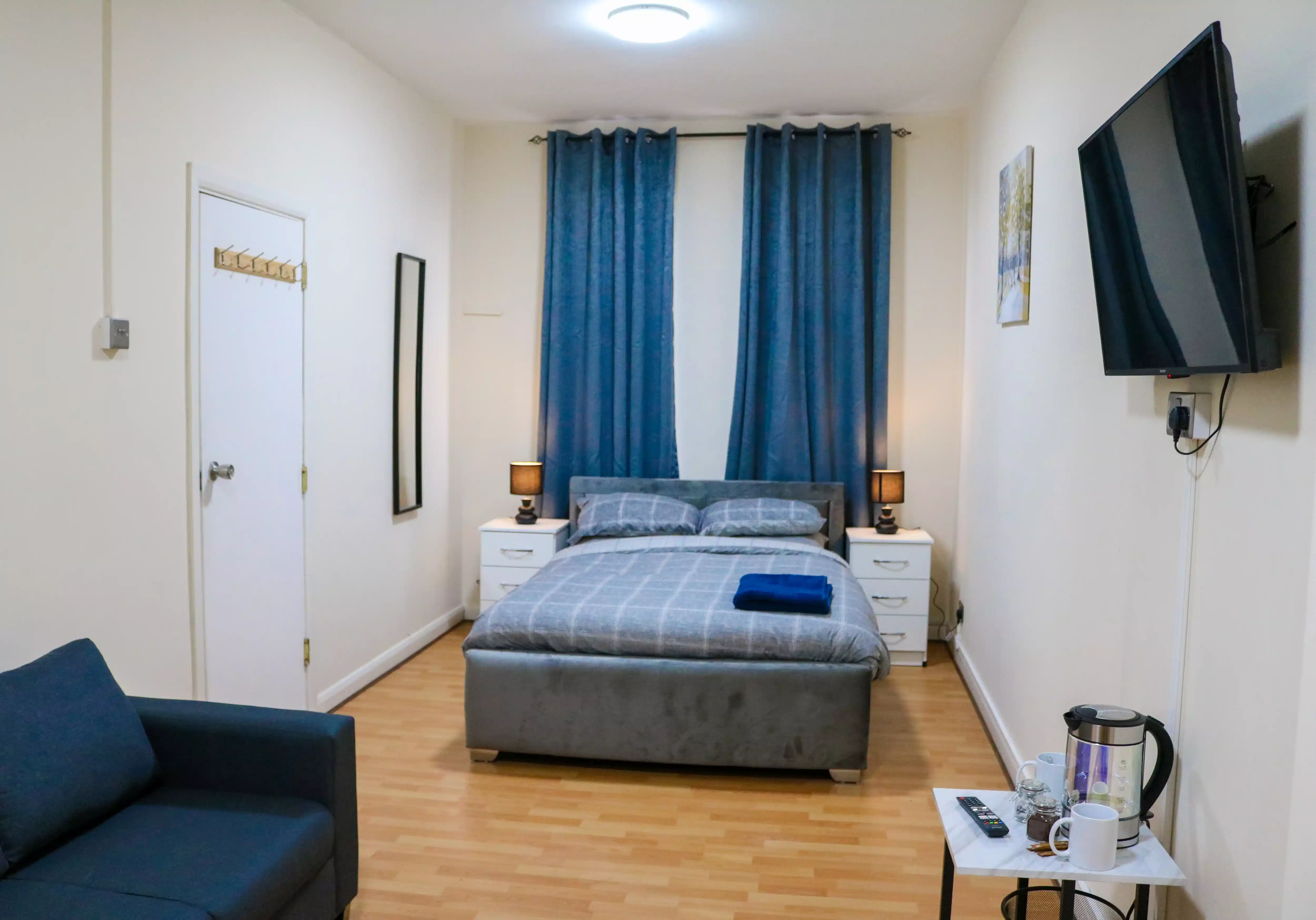 Big Double Ensuite - Bedroom