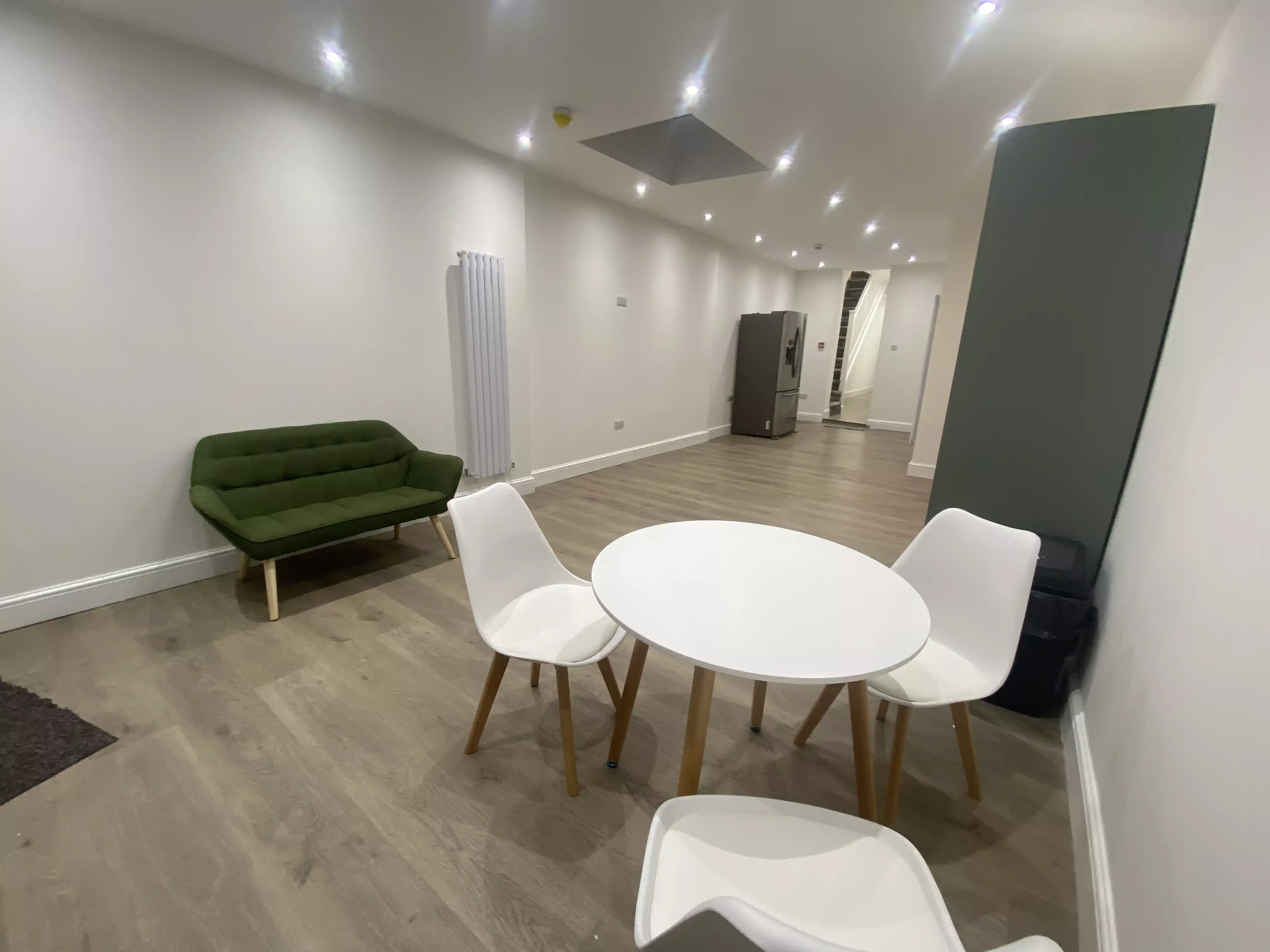 Big Double - Common Area