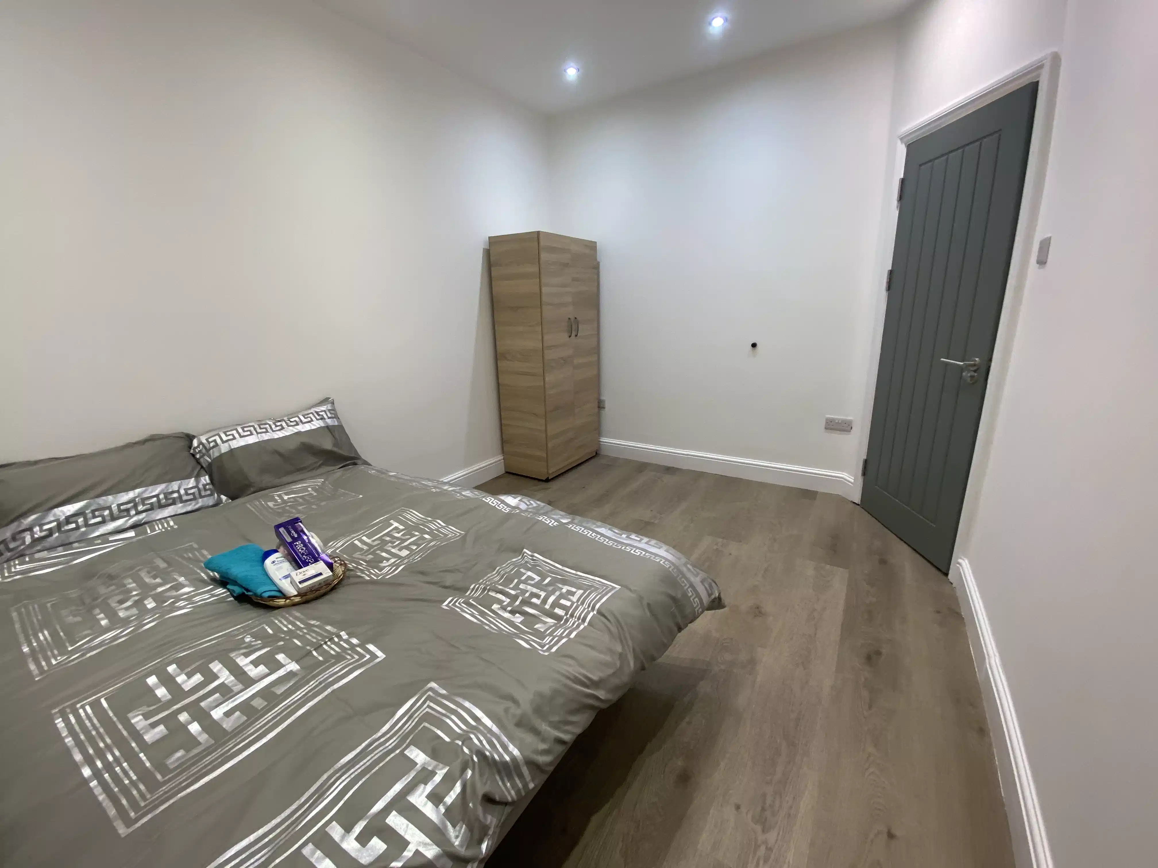 Big Double - Bedroom
