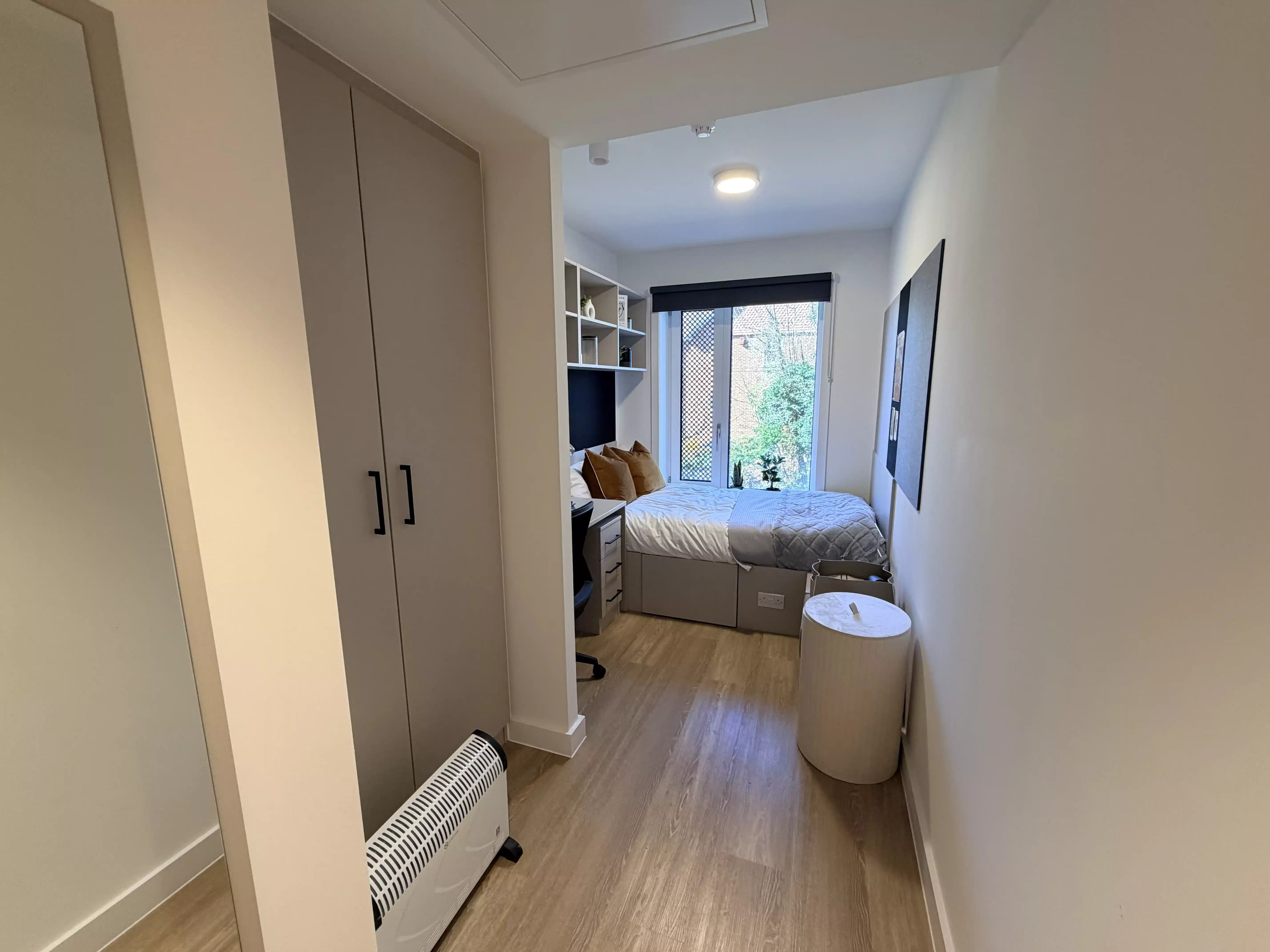 Standard En Suite - Bedroom