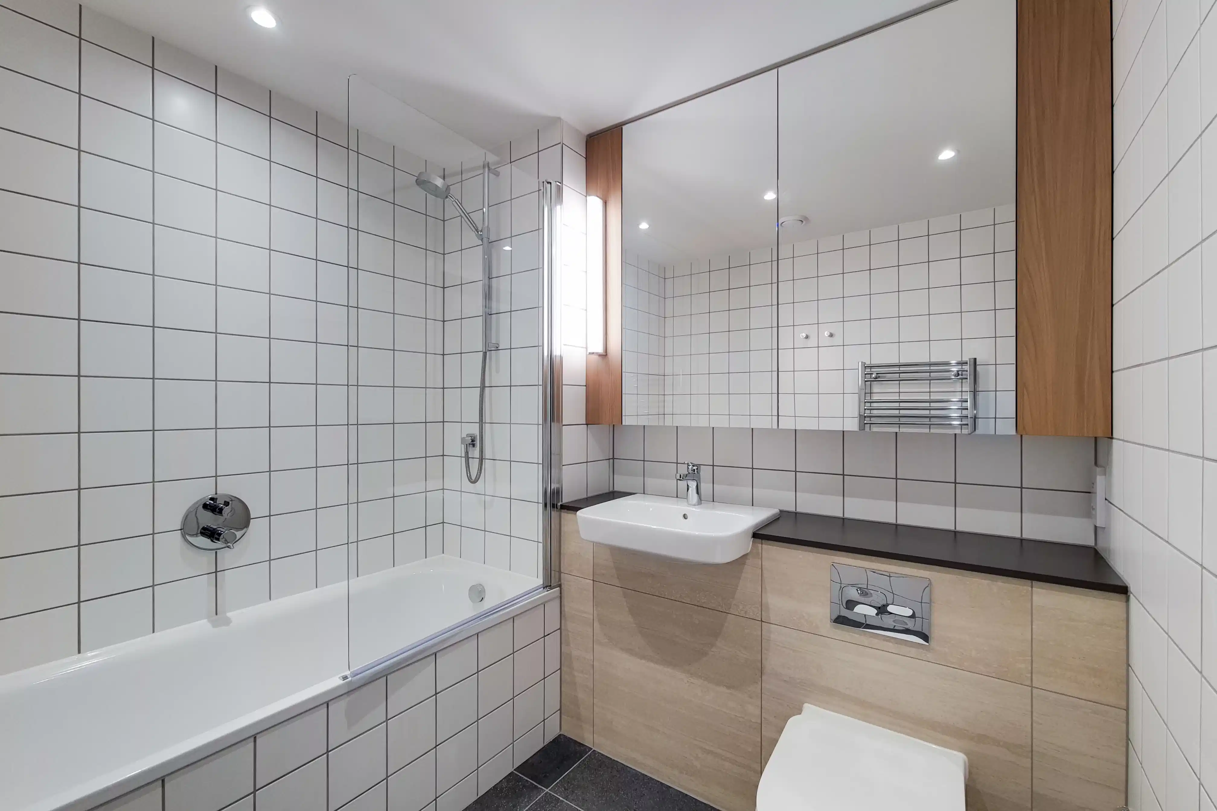 Studio - Bathroom