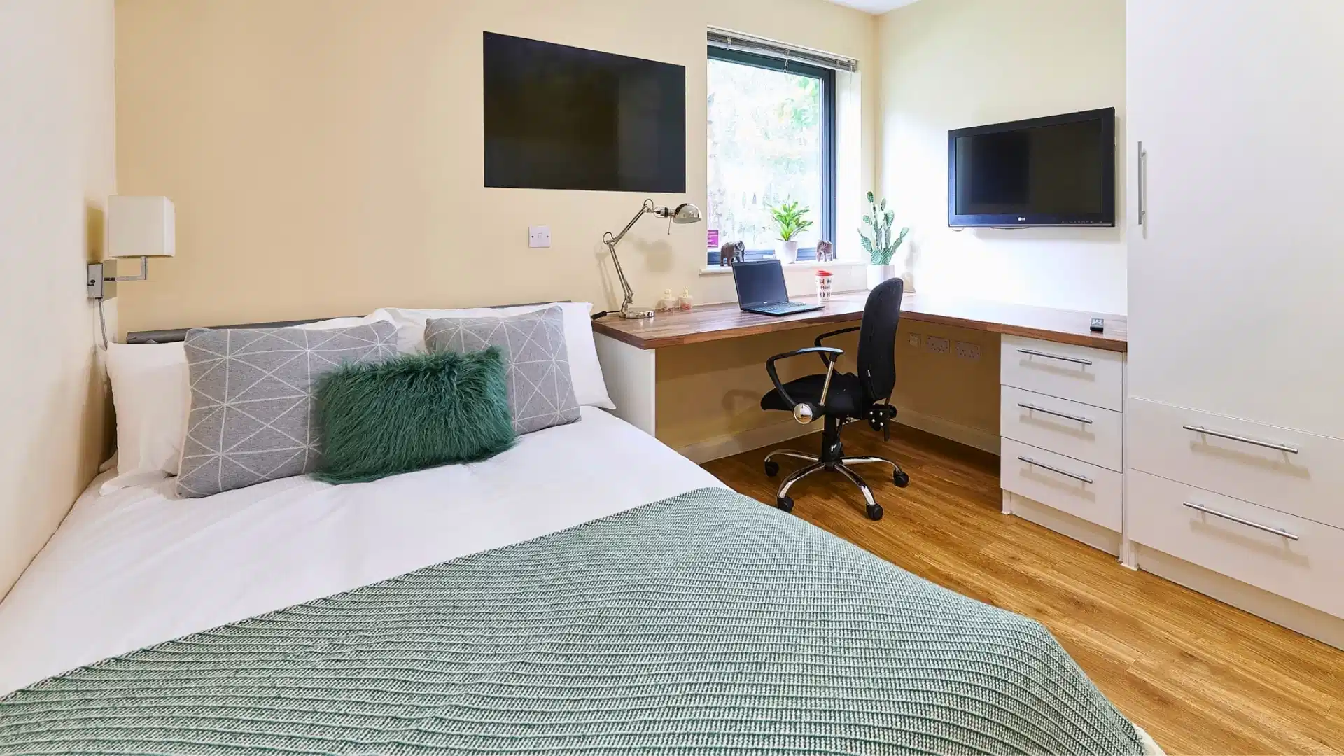 Premium Studio - Bedroom