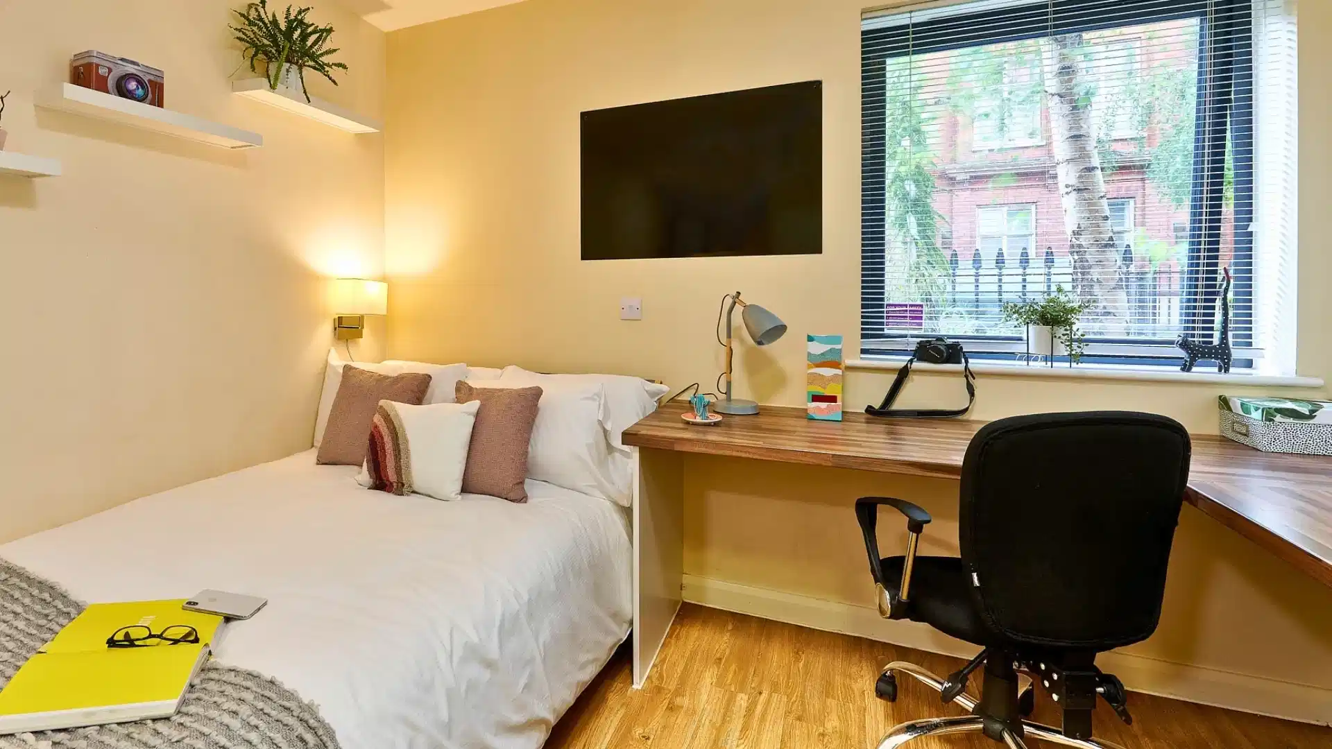 Classic Studio - Bedroom