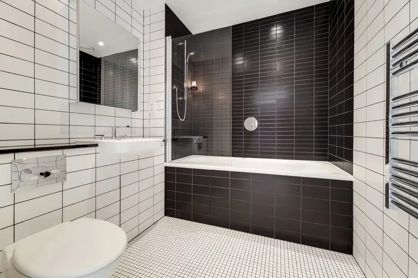 Studio - Bathroom