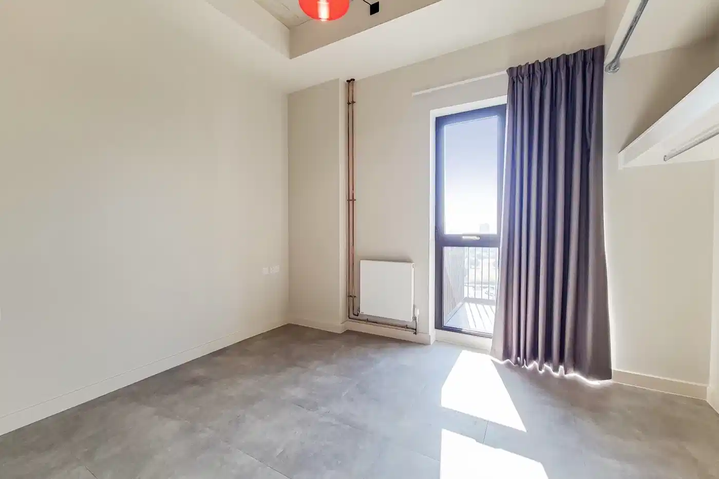 Studio - Bedroom