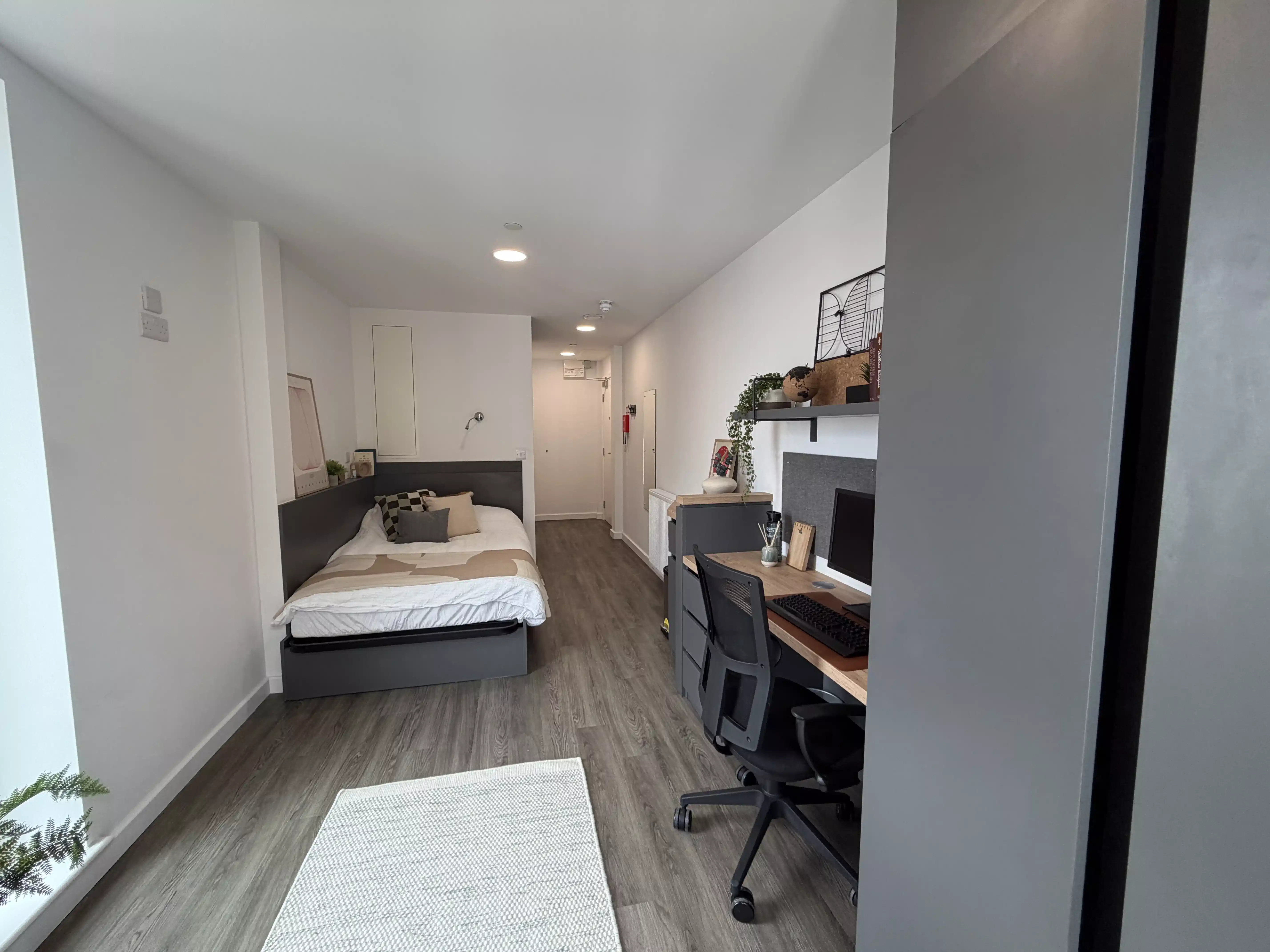 Premium Studio - Bedroom
