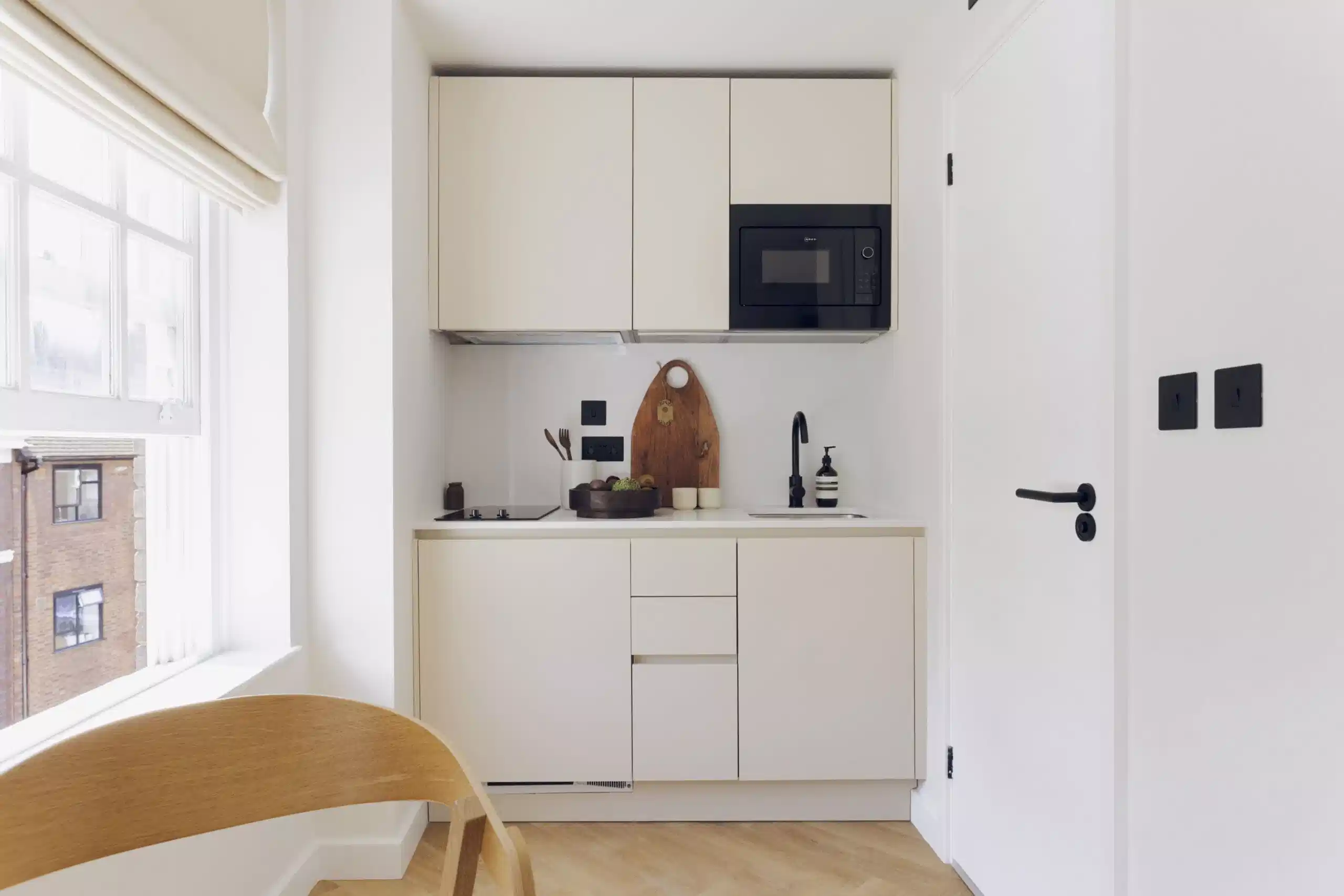 The L-Suite - Kitchen