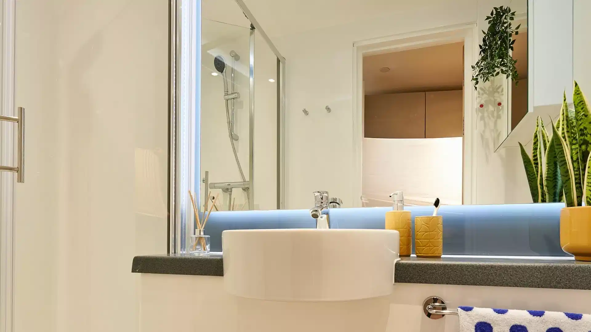 Diamond Studio - Bathroom