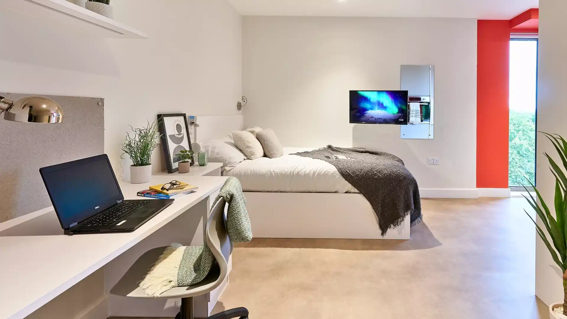 Platinum Studio - Bedroom