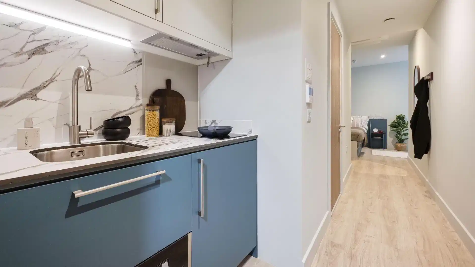 Silver Studio - Kitchen
