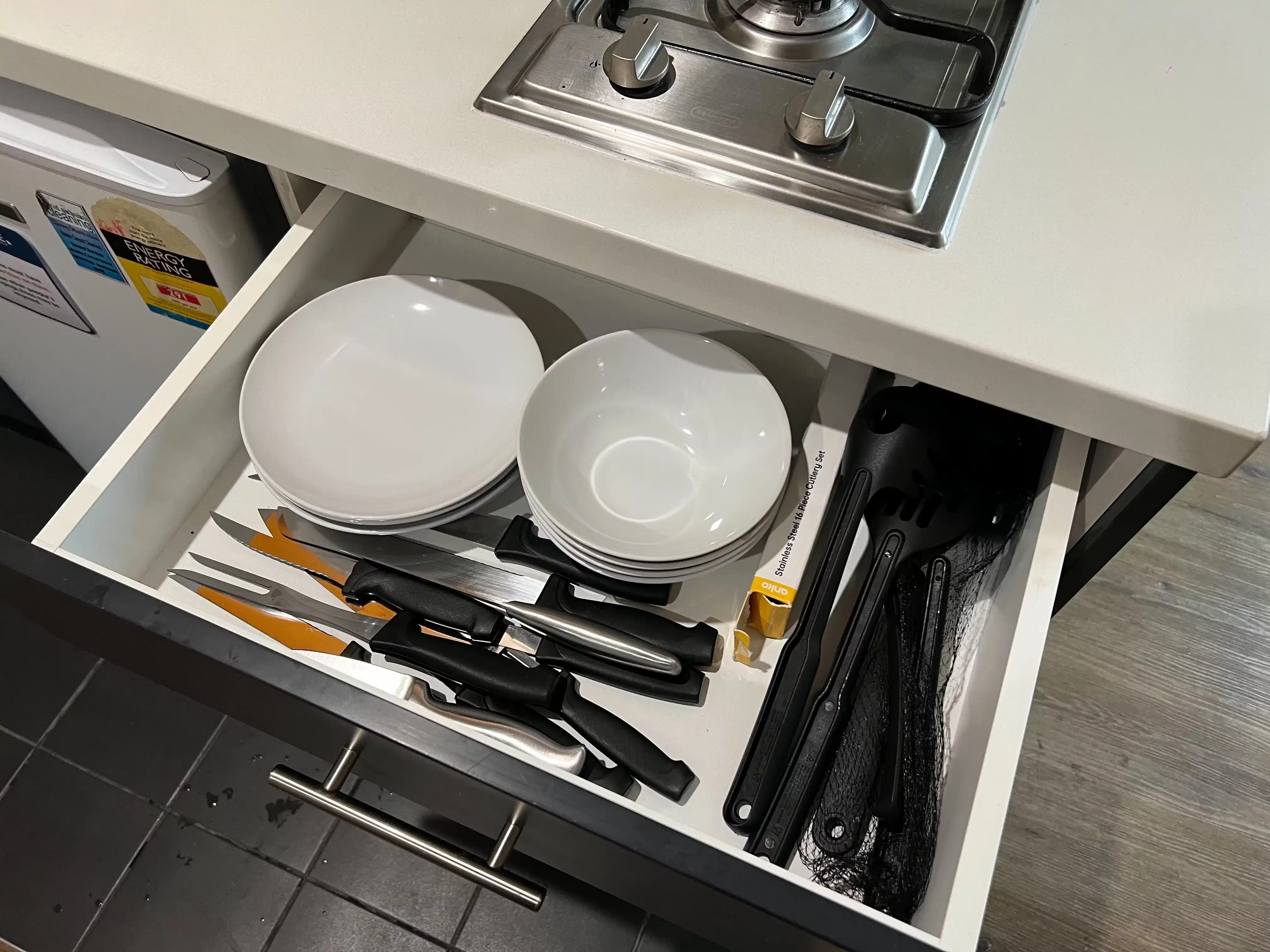 3 People’s Room - Kitchen