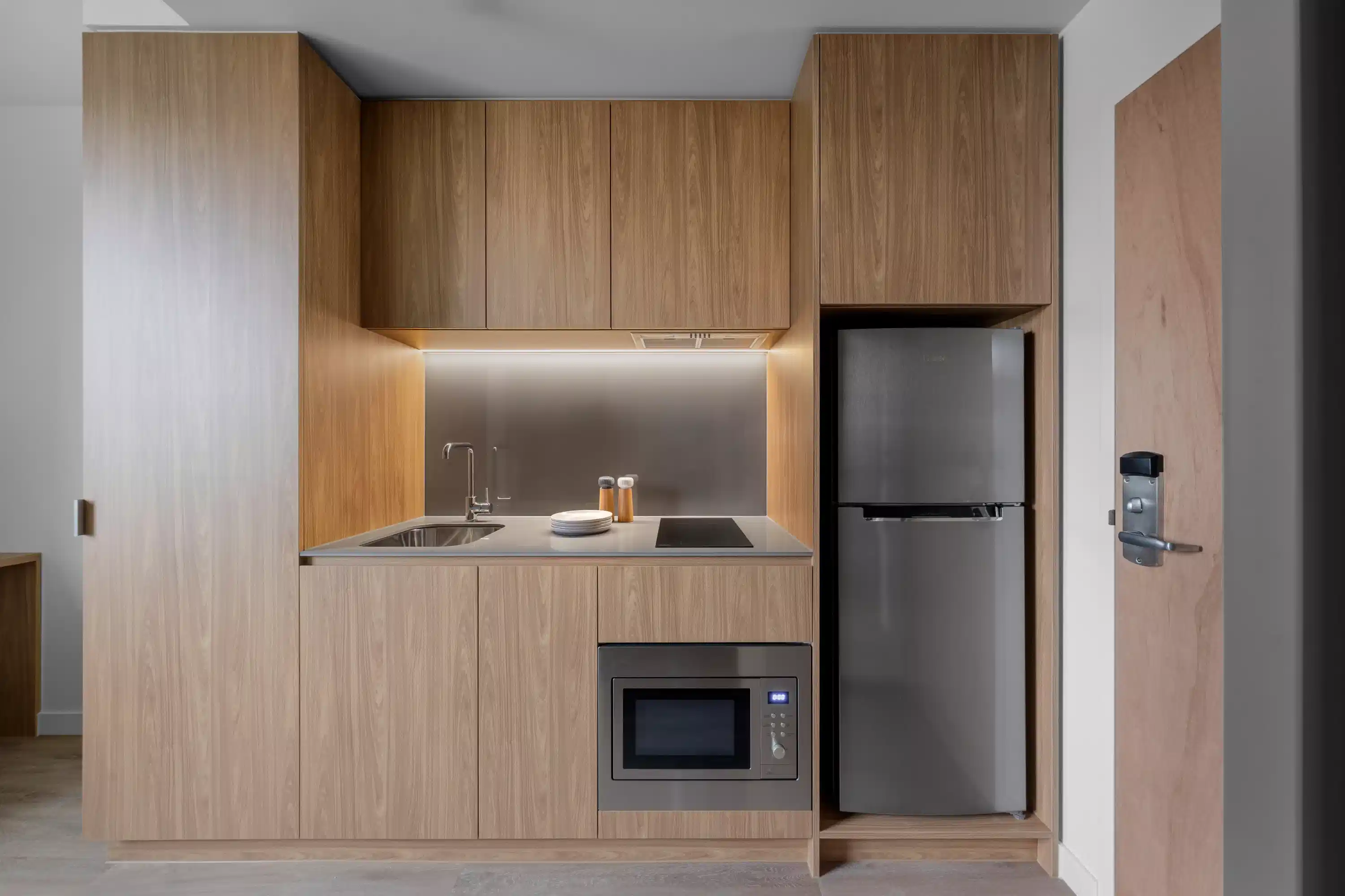 Standard Studio - Kitchen