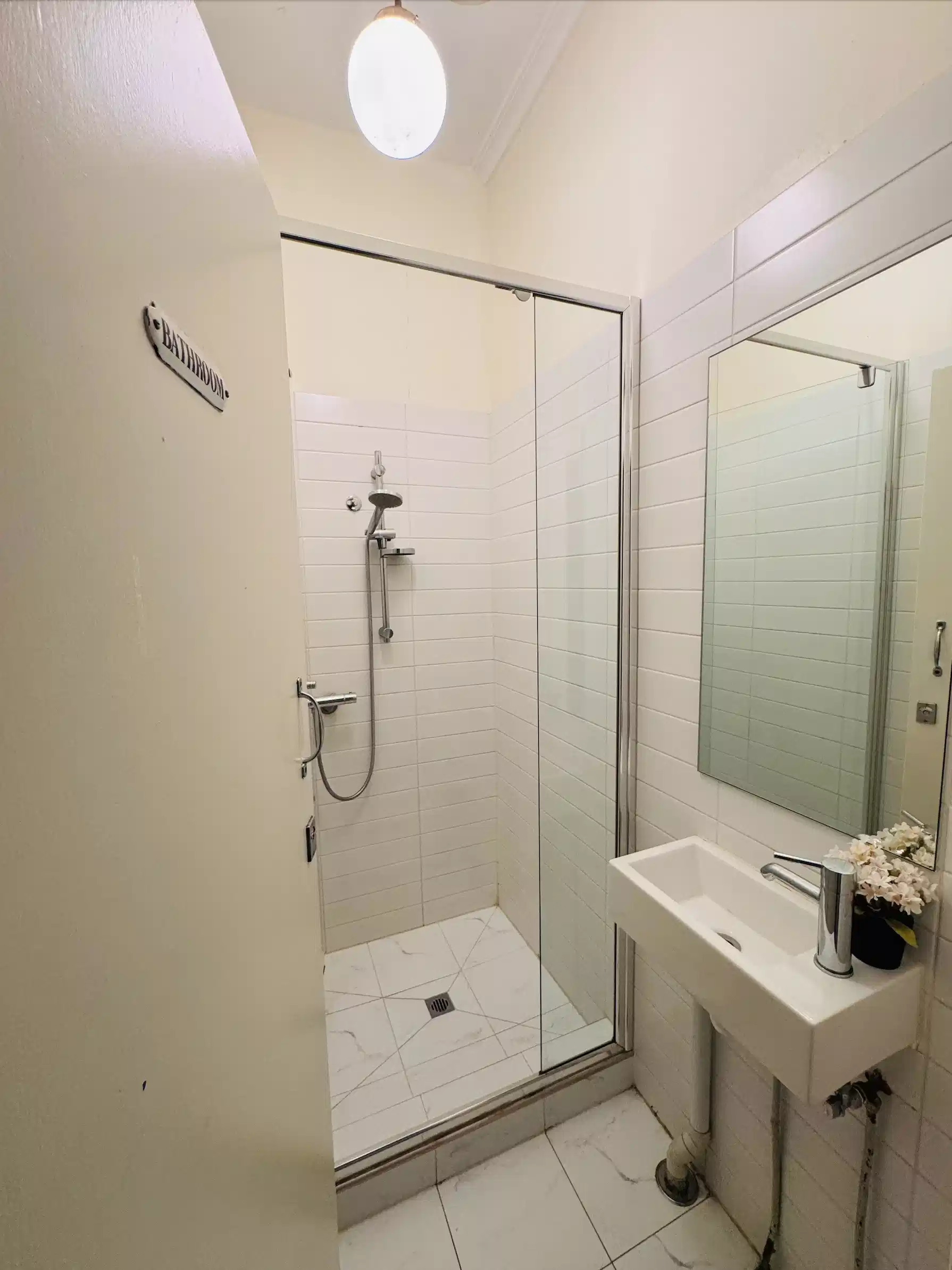 Room 3 (Non Ensuite) - Bathroom