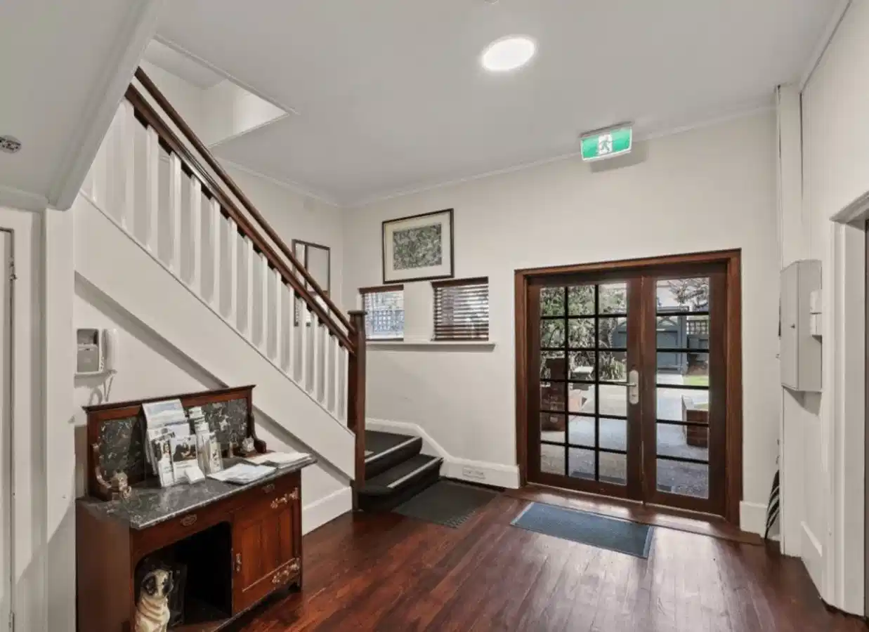 Room 4 (Non Ensuite) - Common Area