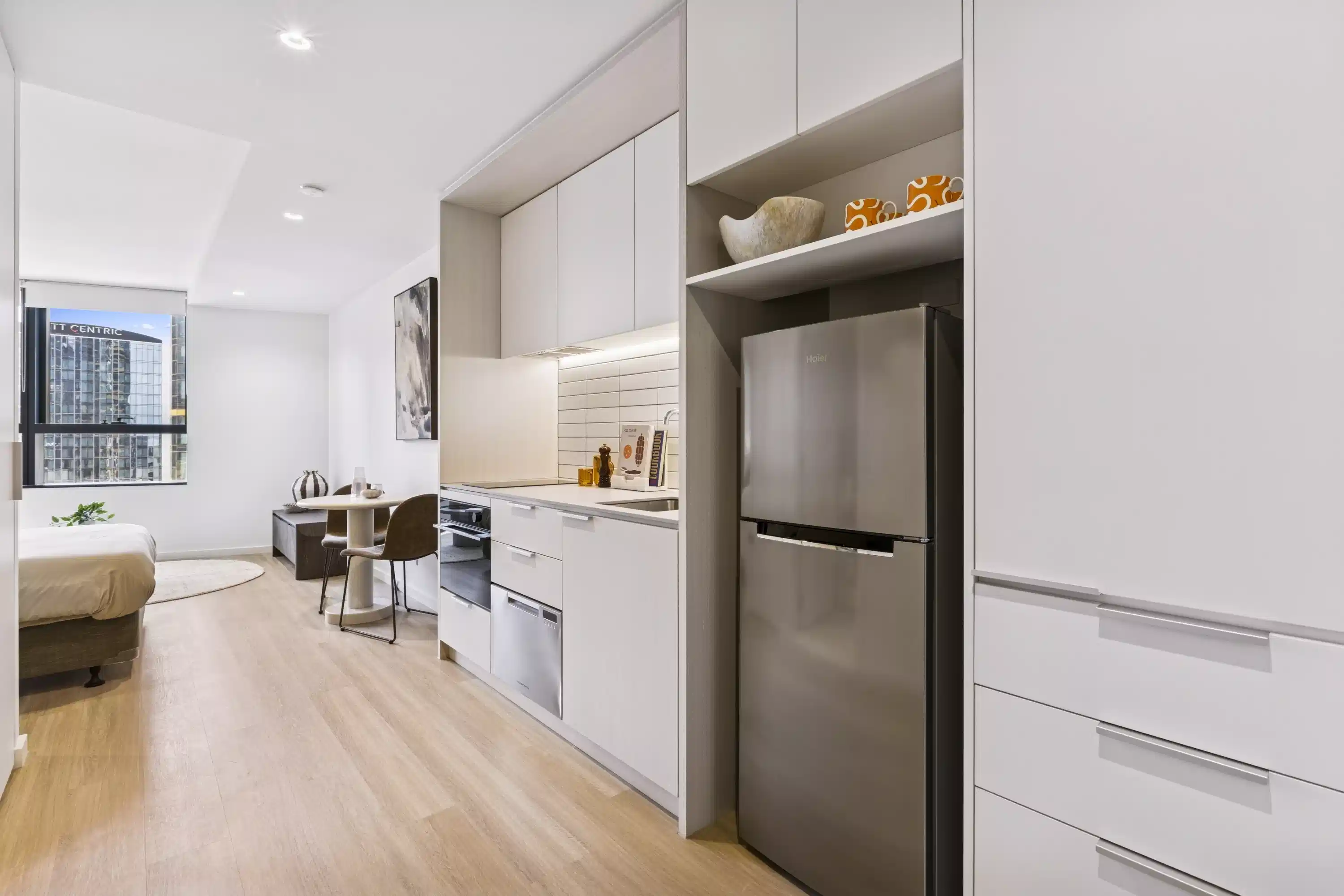 Studio Furnished - Kitchen