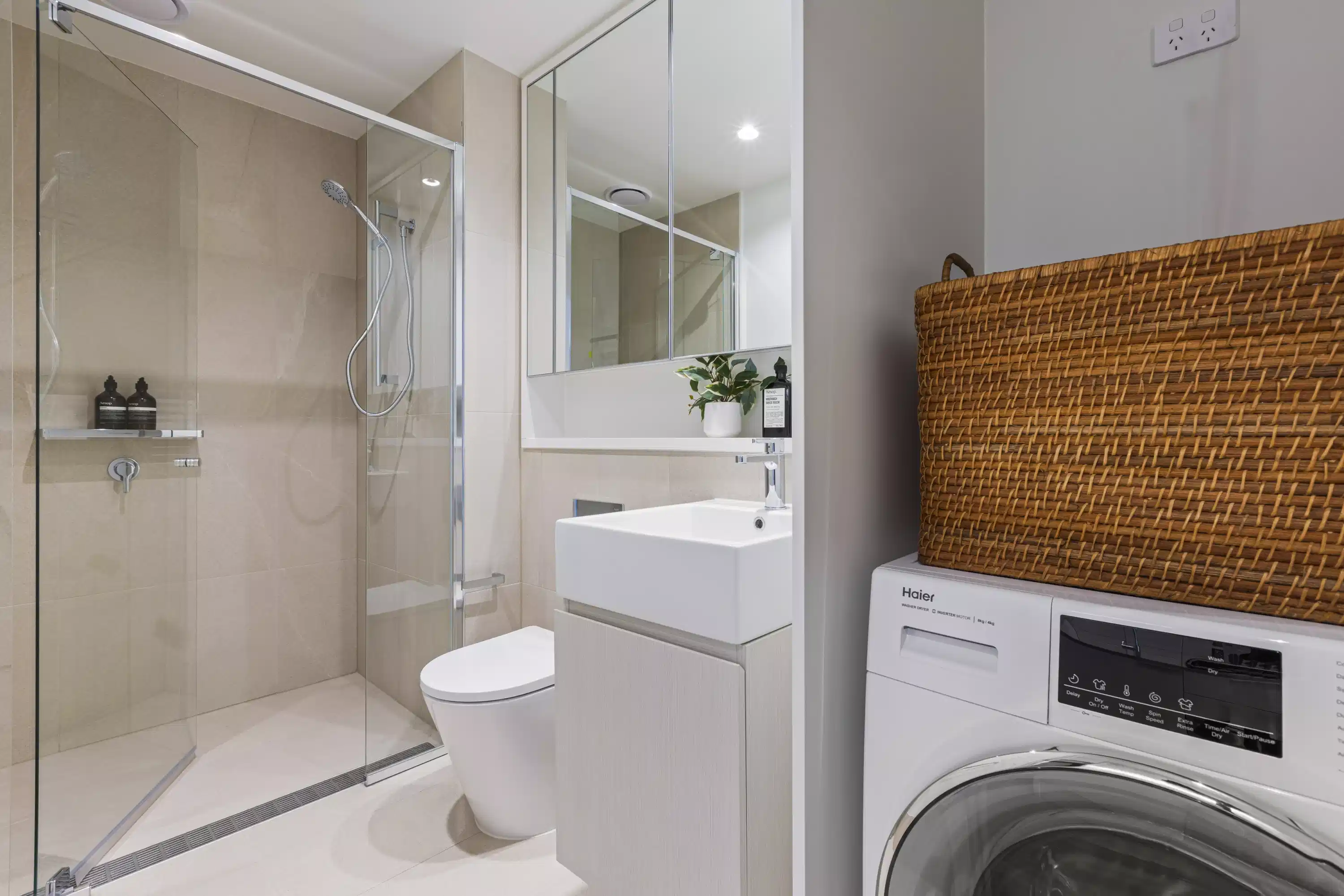 Studio Furnished - Bathroom