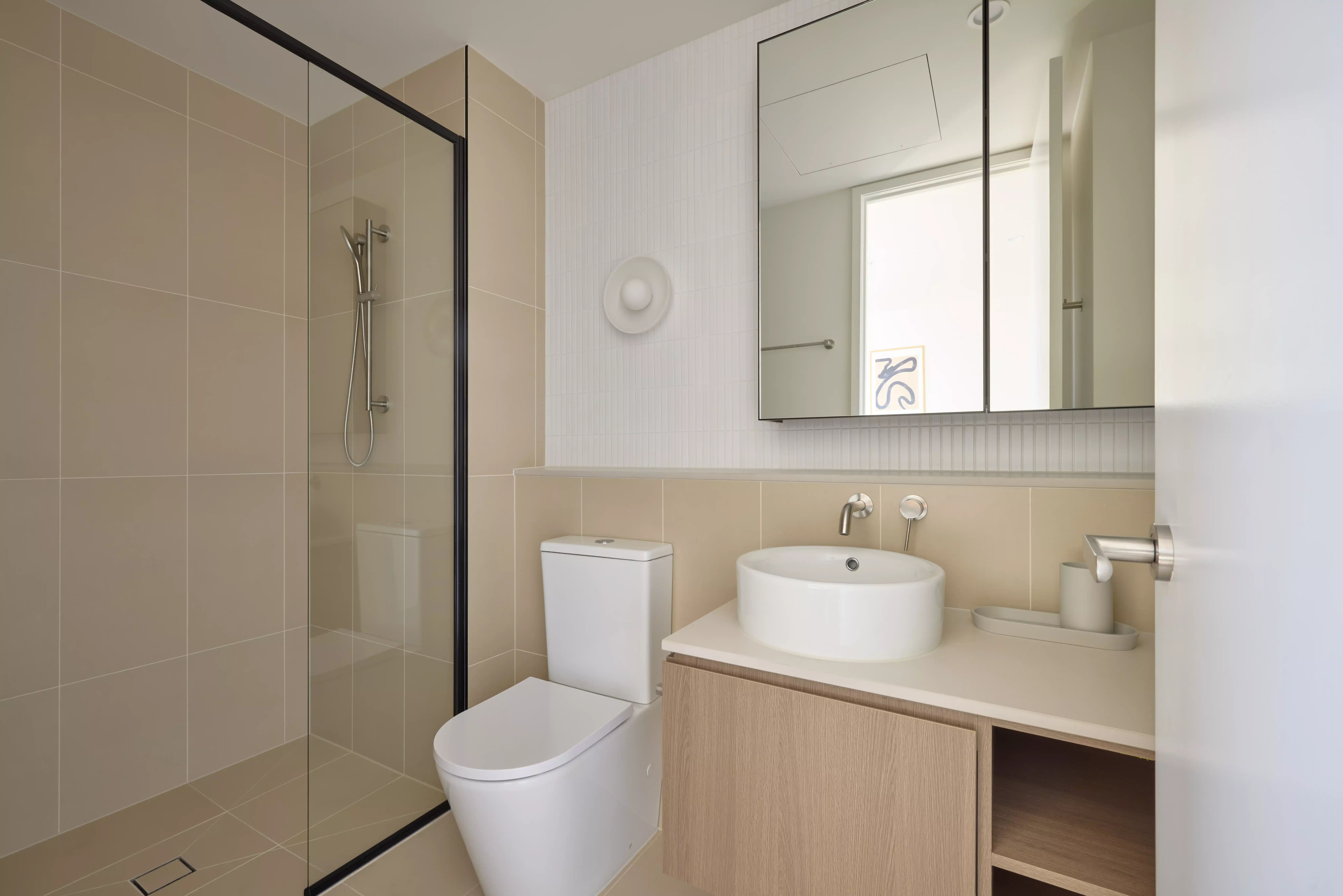 Studio Apartment Unfurnished - Bathroom