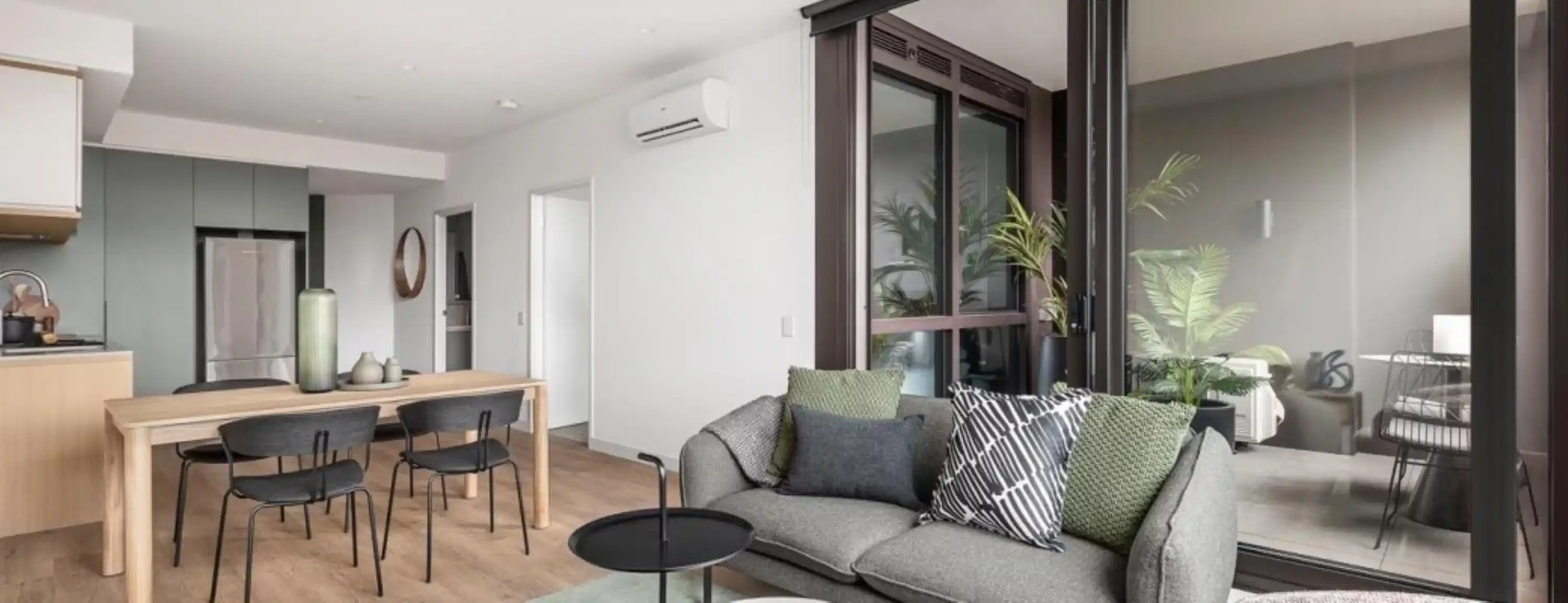 1 Bed 1 Bath - Furnished - Common Area