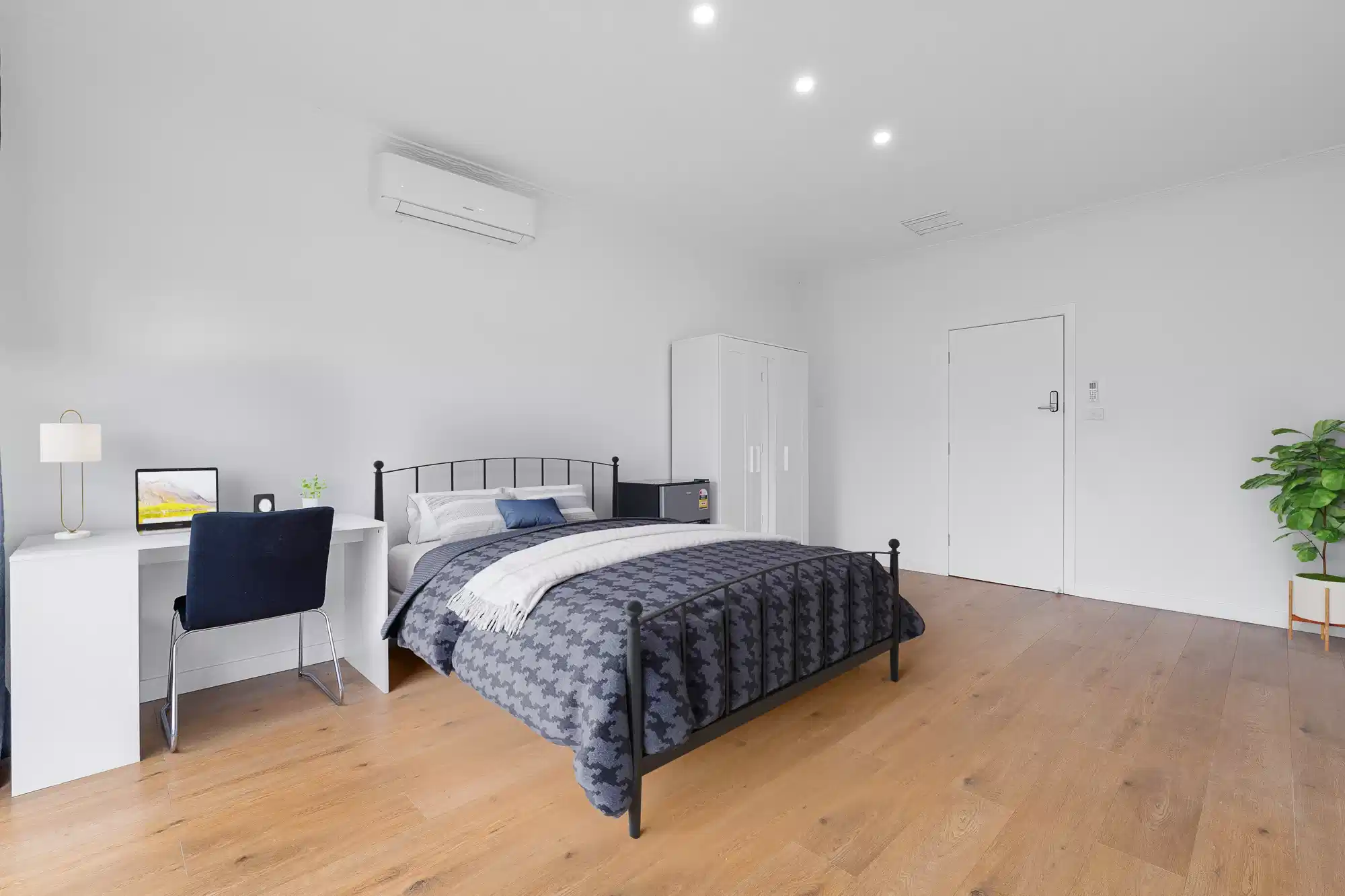 Twin Room - Bedroom