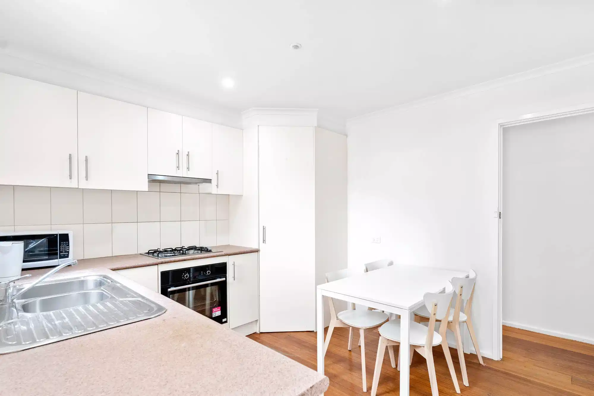 Double Room - Kitchen