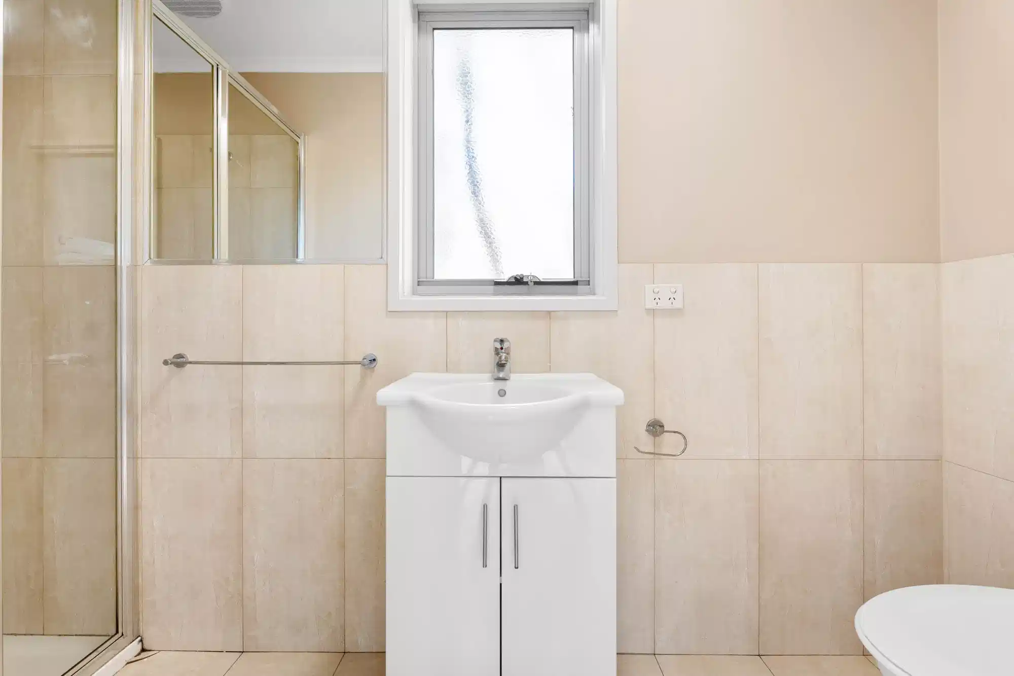 Double Room - Bathroom