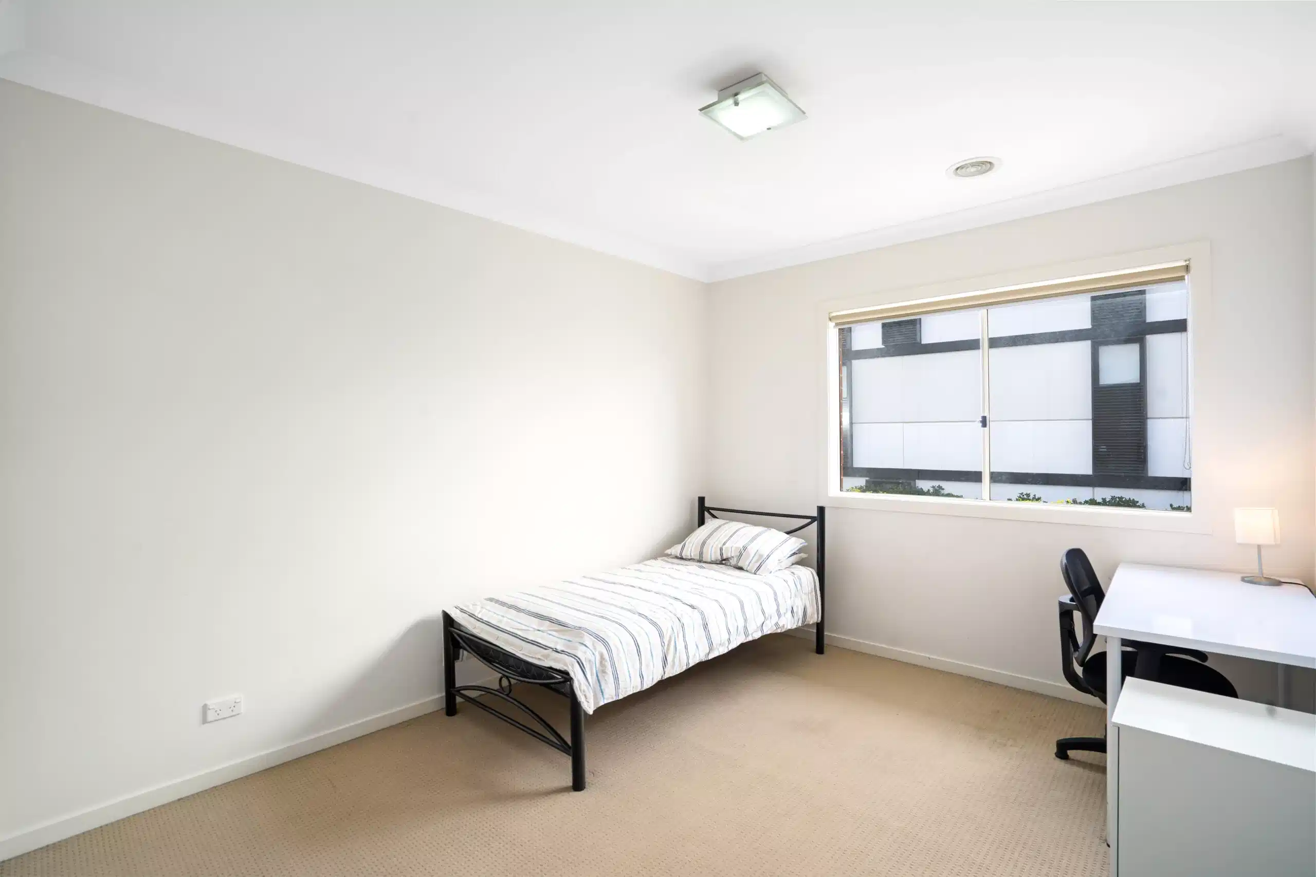 Single Room - Bedroom