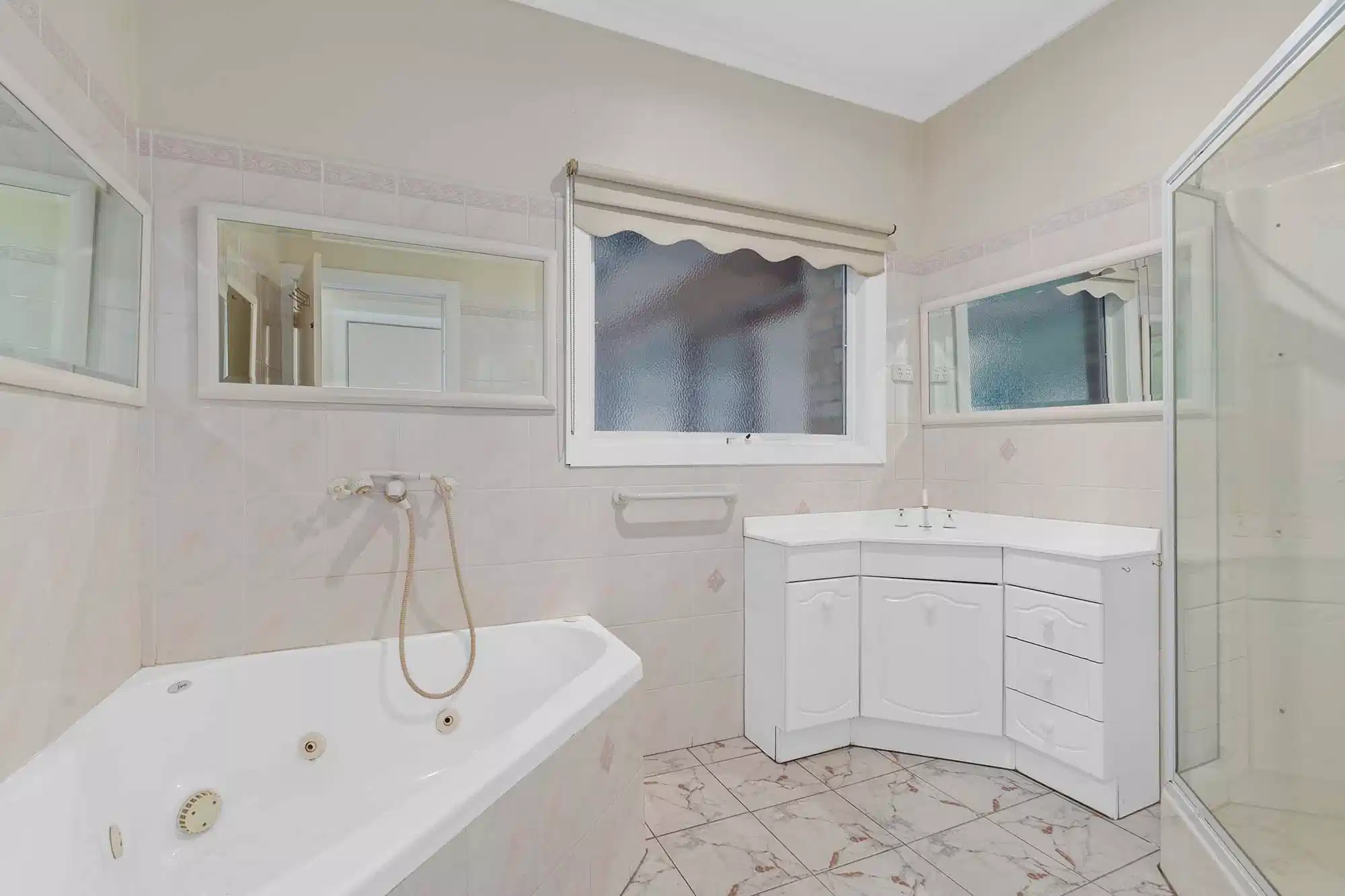 Double Room - Bathroom