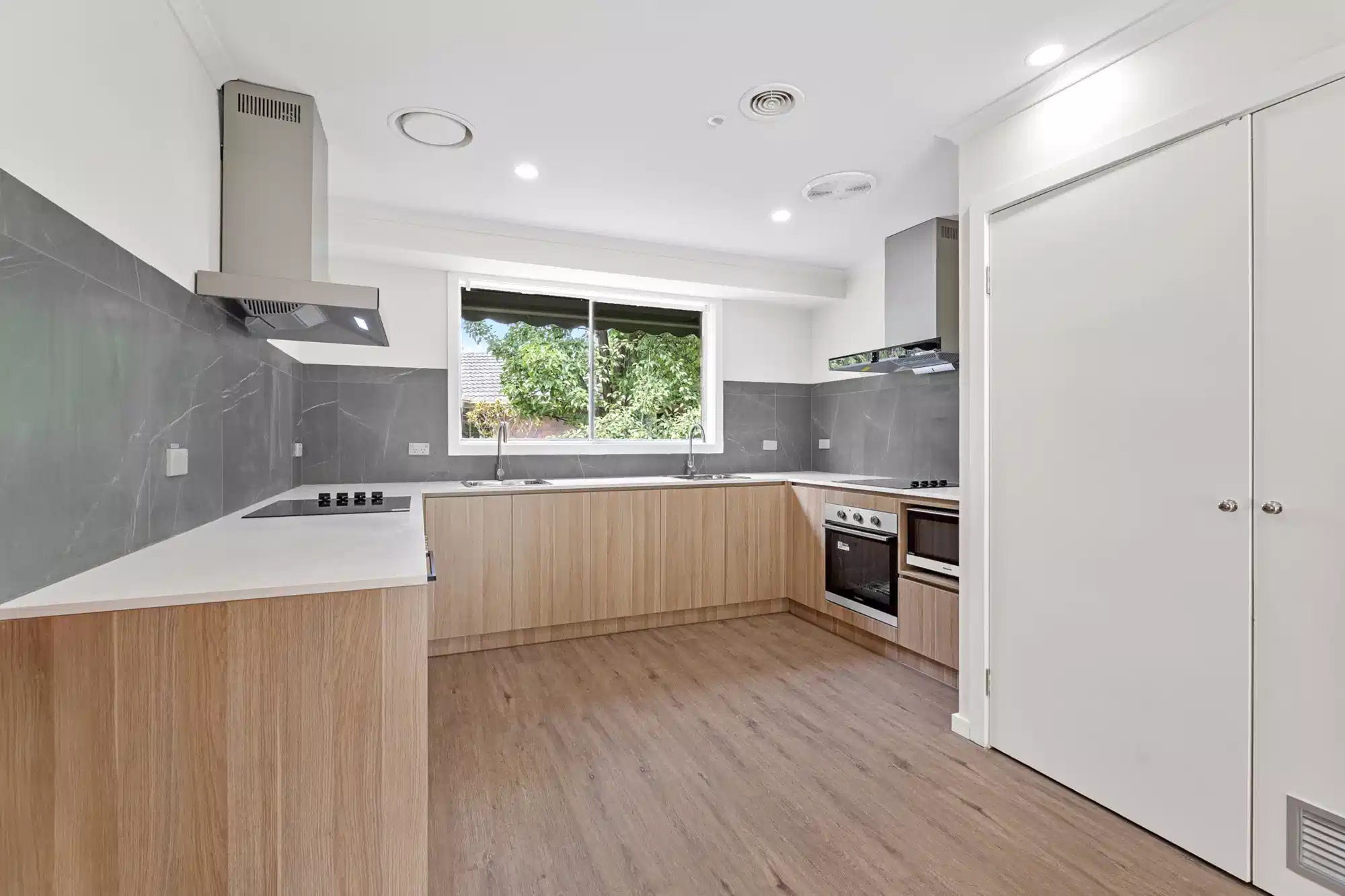 Double Room Ensuite - Kitchen