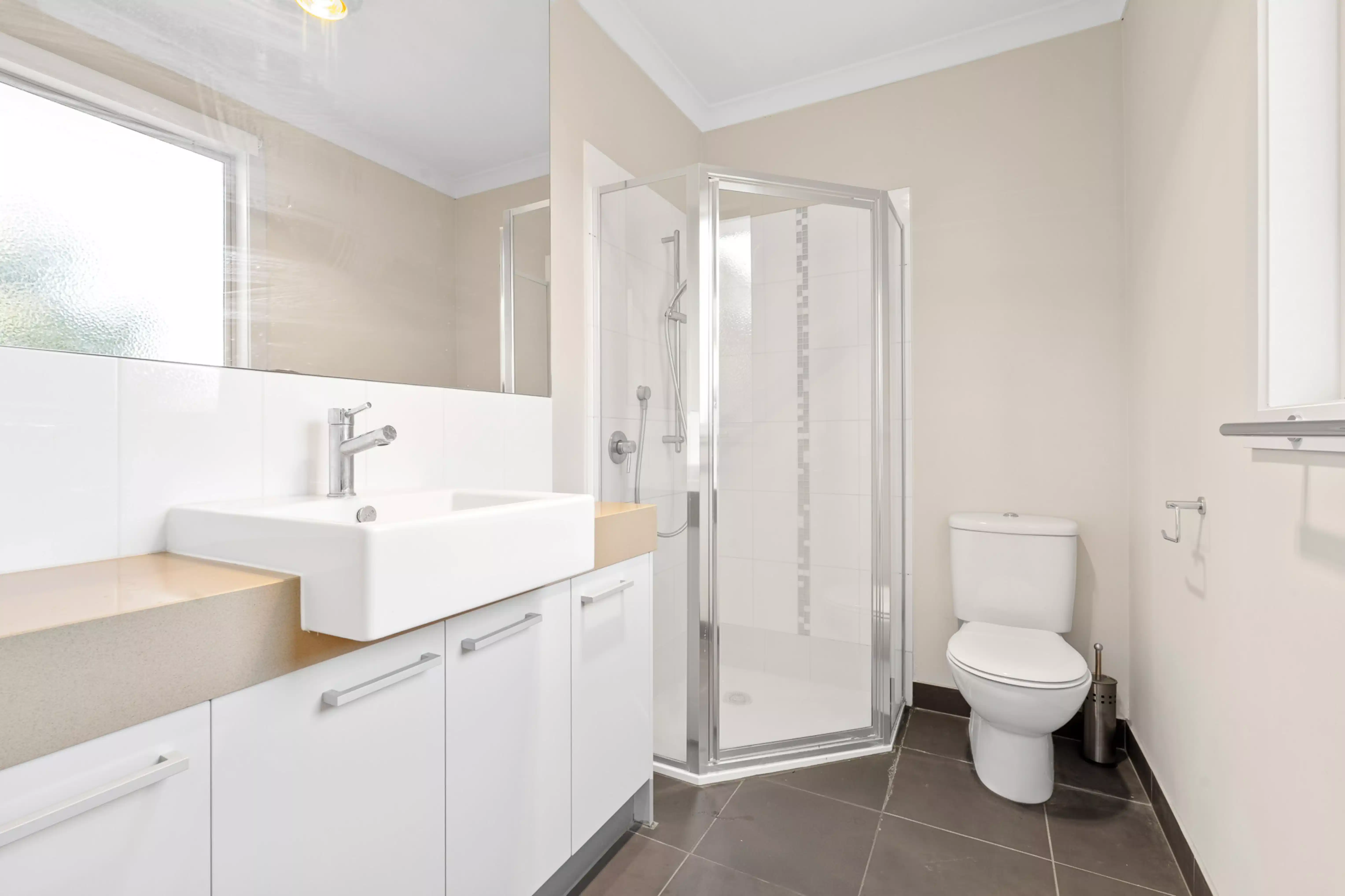 Studio Double - Bathroom