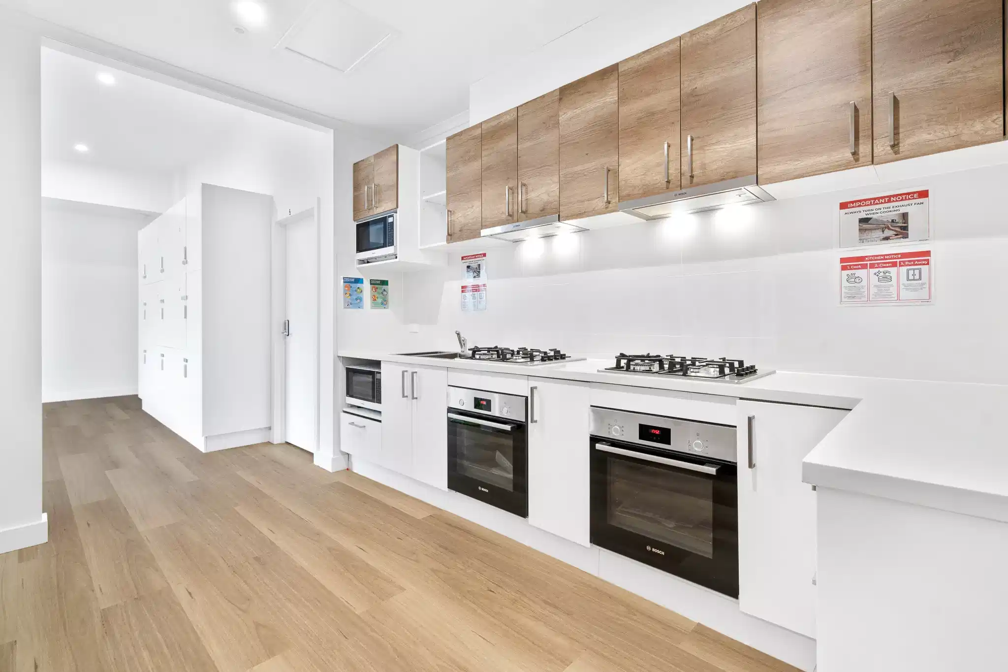 Twin Room Ensuite - Kitchen