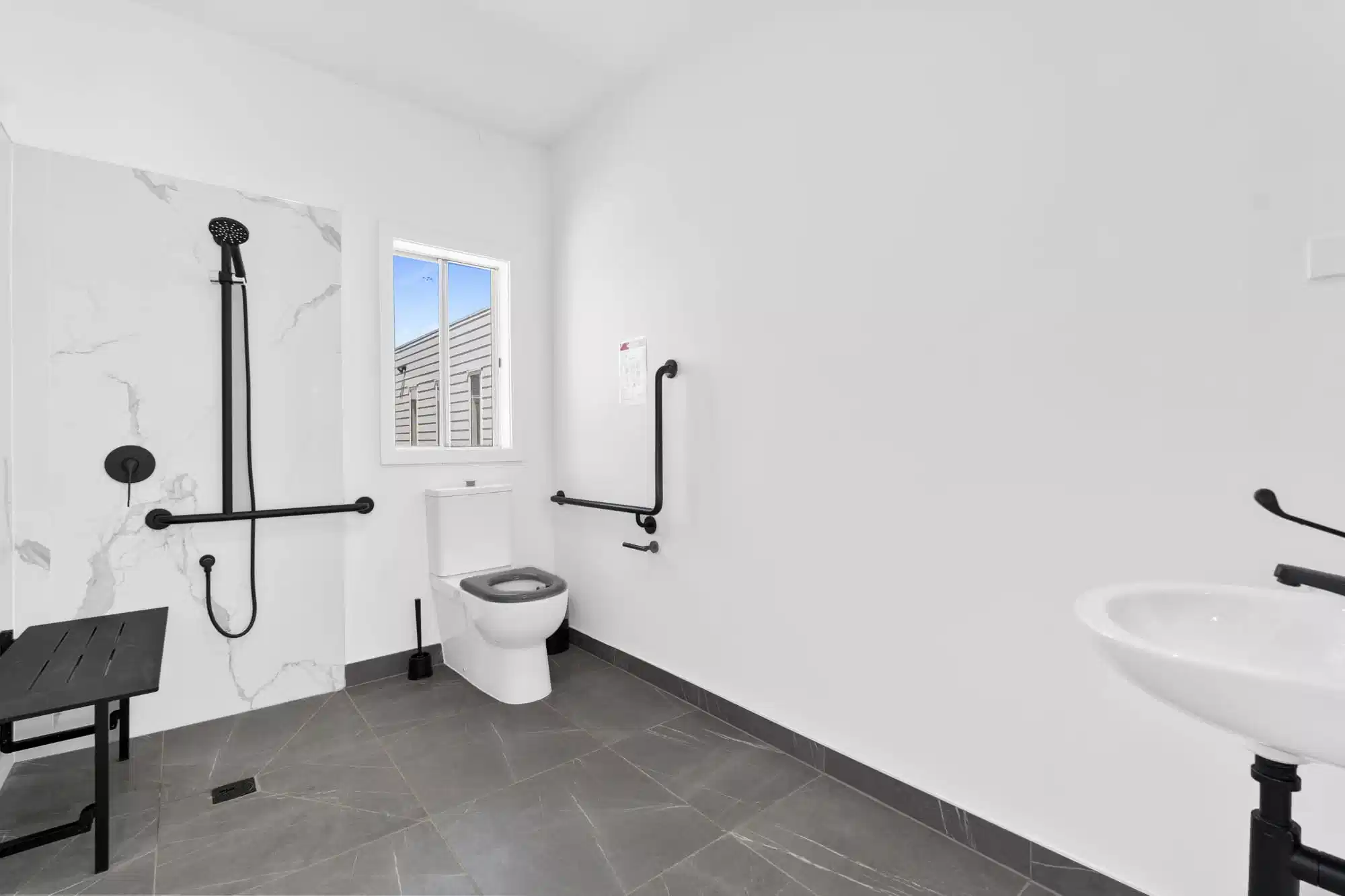 Studio Double Ensuite - Bathroom