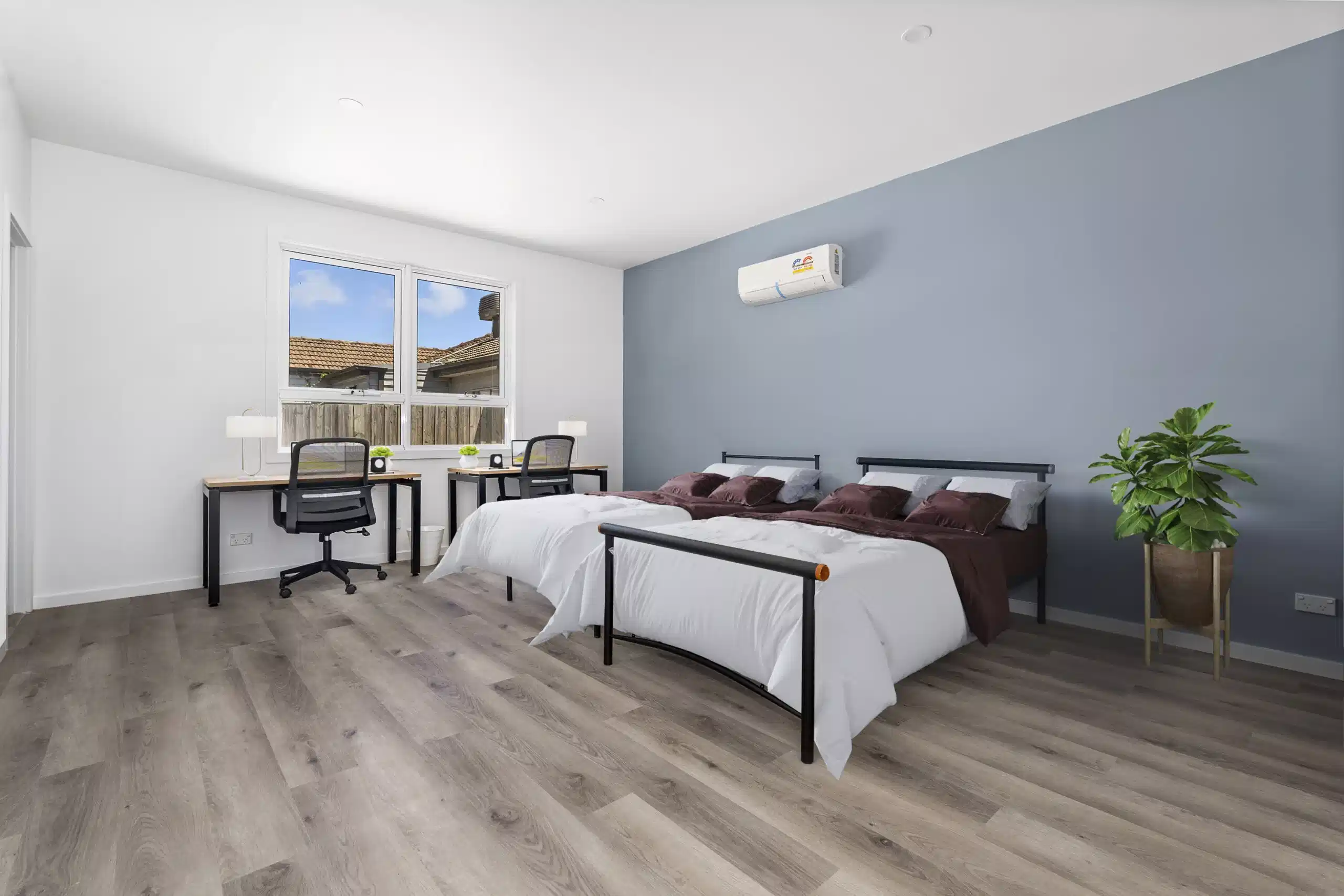 Twin Room Ensuite - Bedroom