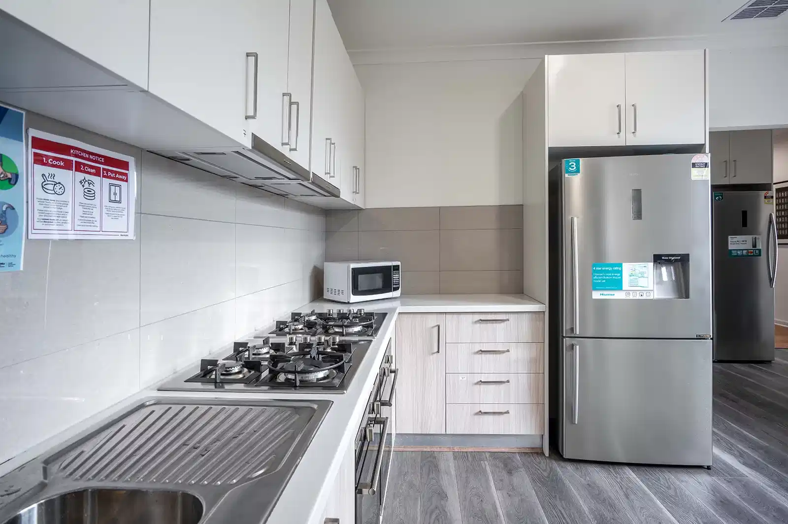 Single Room Ensuite - Kitchen