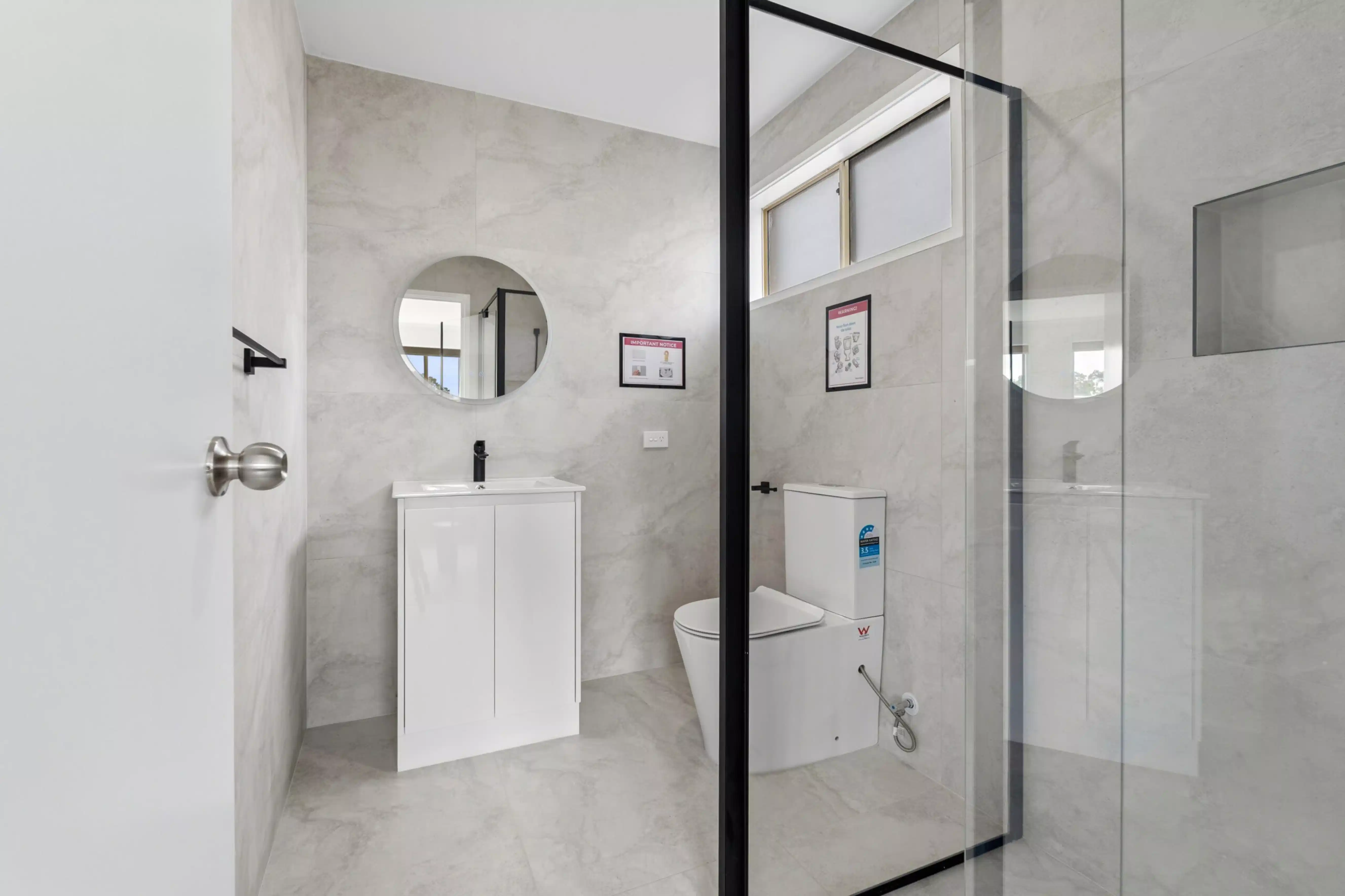 Single Room Ensuite - Bathroom
